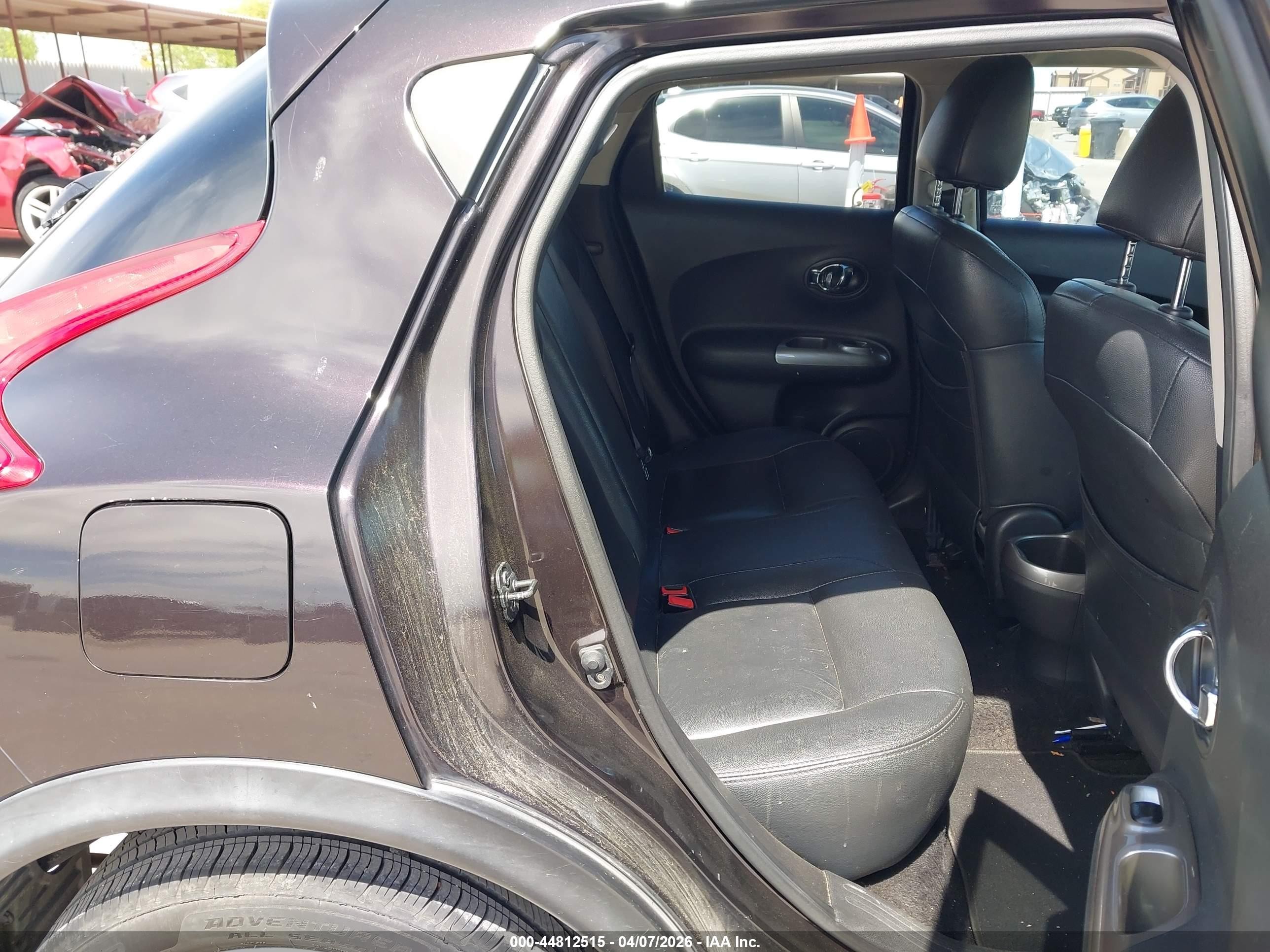 2014 Nissan Juke Sv Black vin: JN8AF5MRXET353946