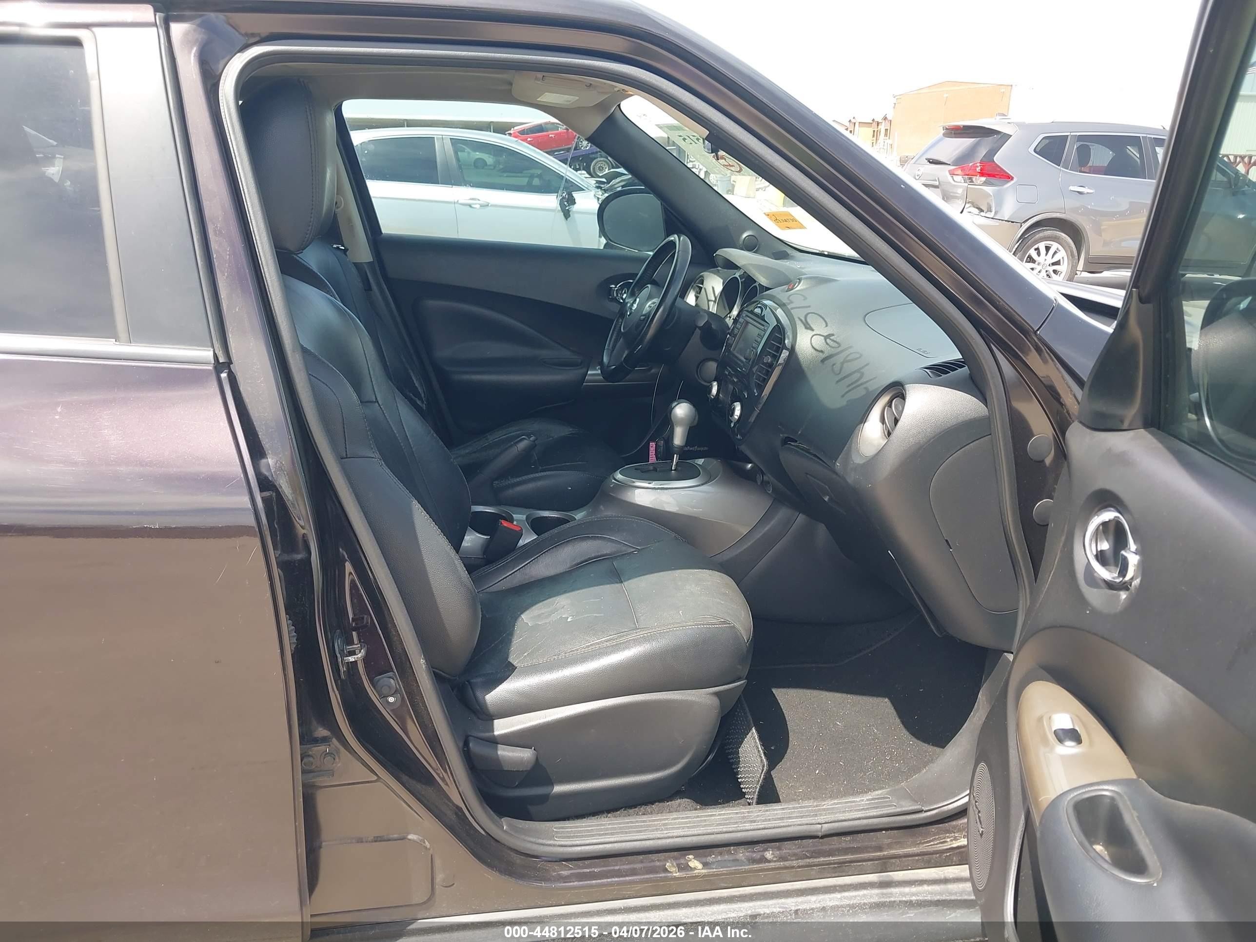2014 Nissan Juke Sv Black vin: JN8AF5MRXET353946