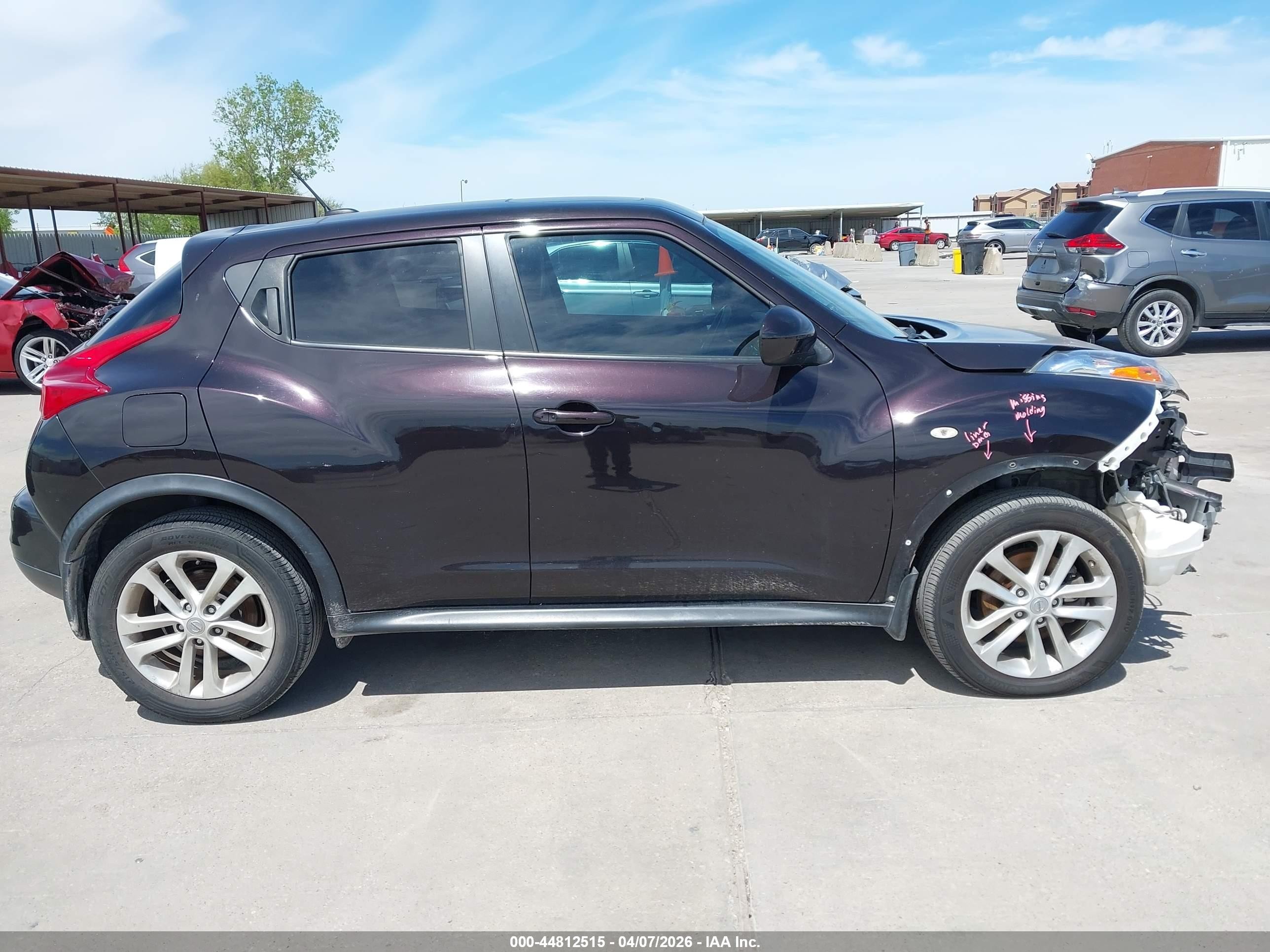 2014 Nissan Juke Sv Black vin: JN8AF5MRXET353946