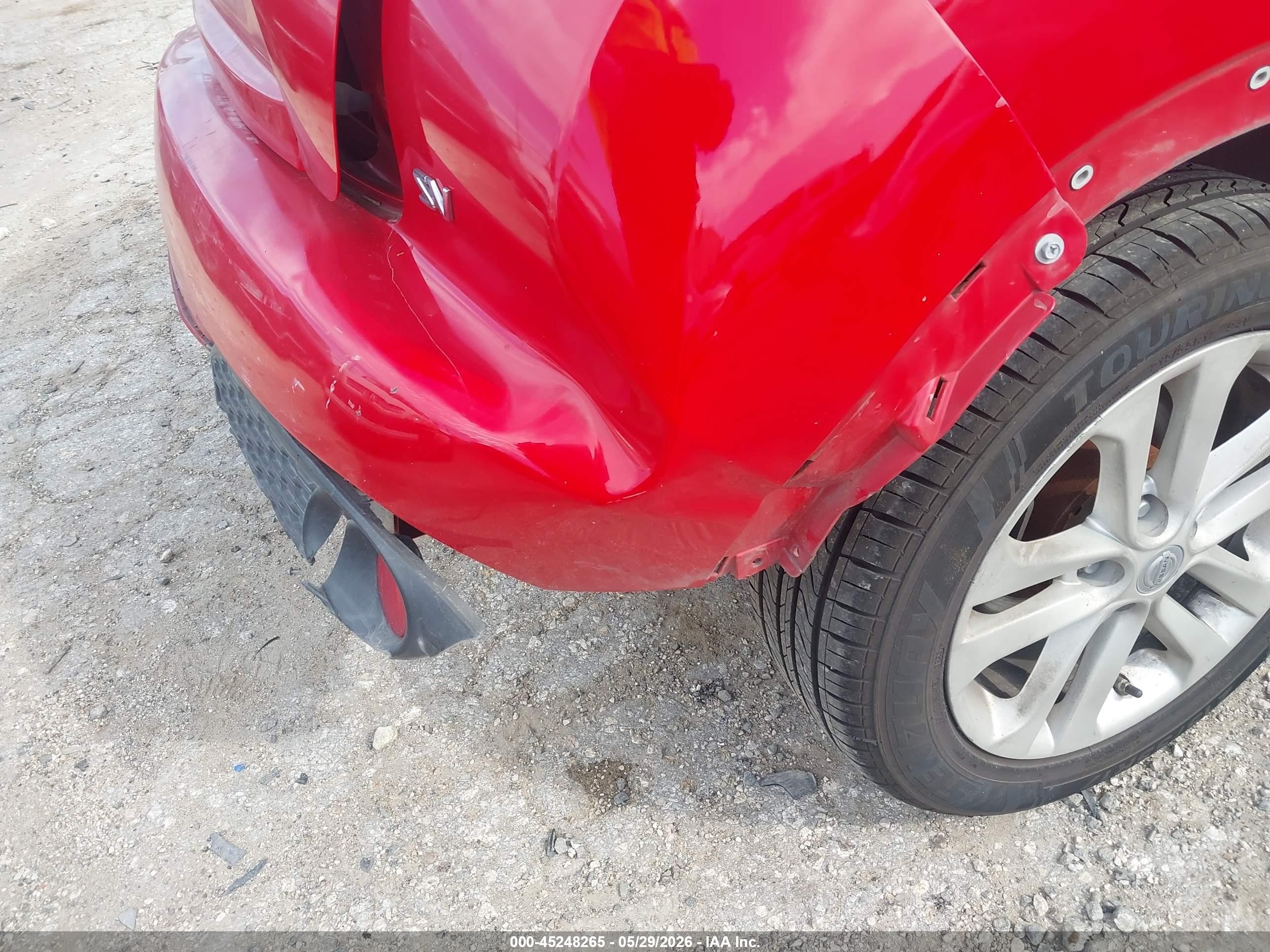 2015 Nissan Juke Sv Red vin: JN8AF5MRXFT500820