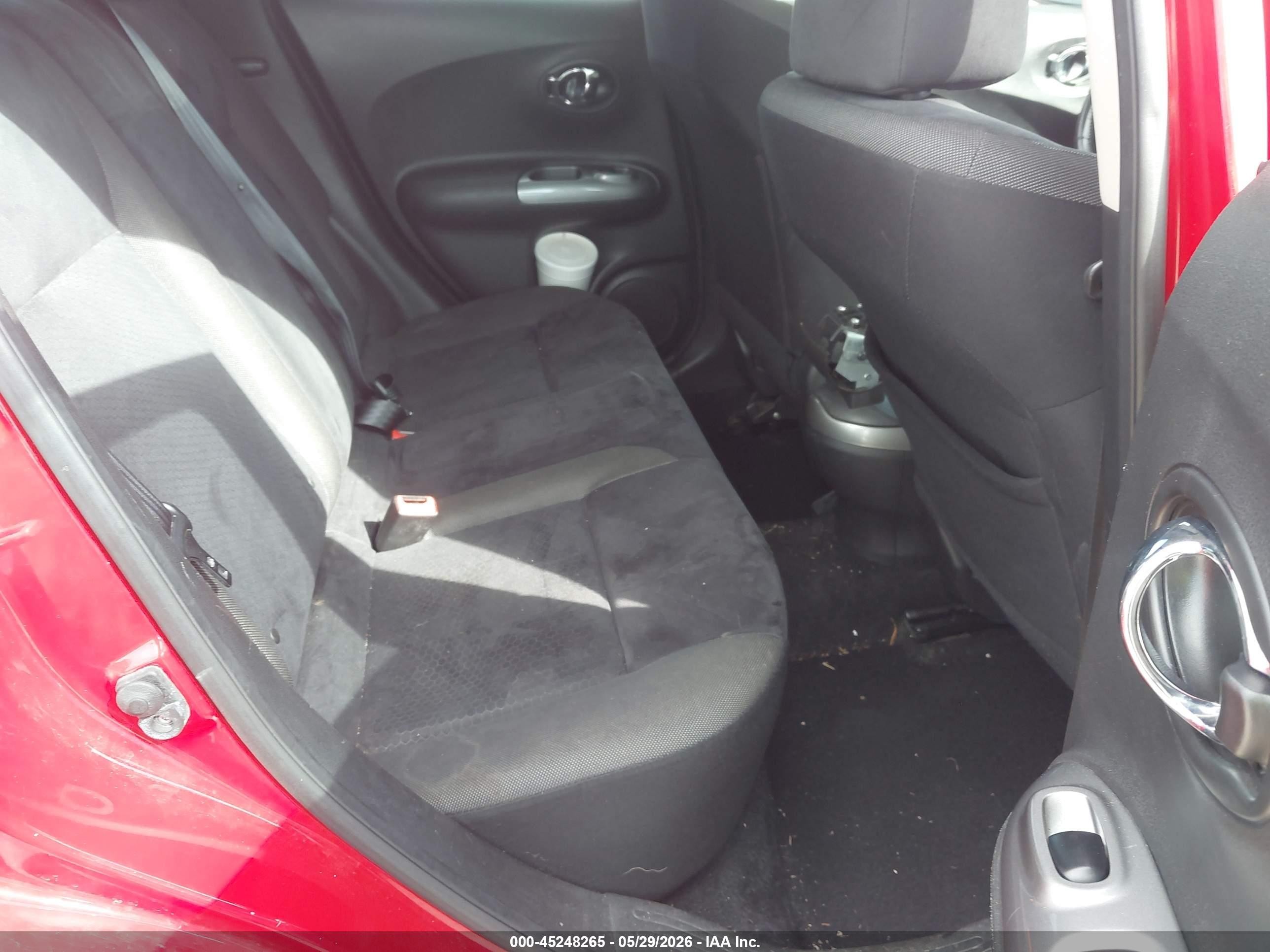2015 Nissan Juke Sv Red vin: JN8AF5MRXFT500820