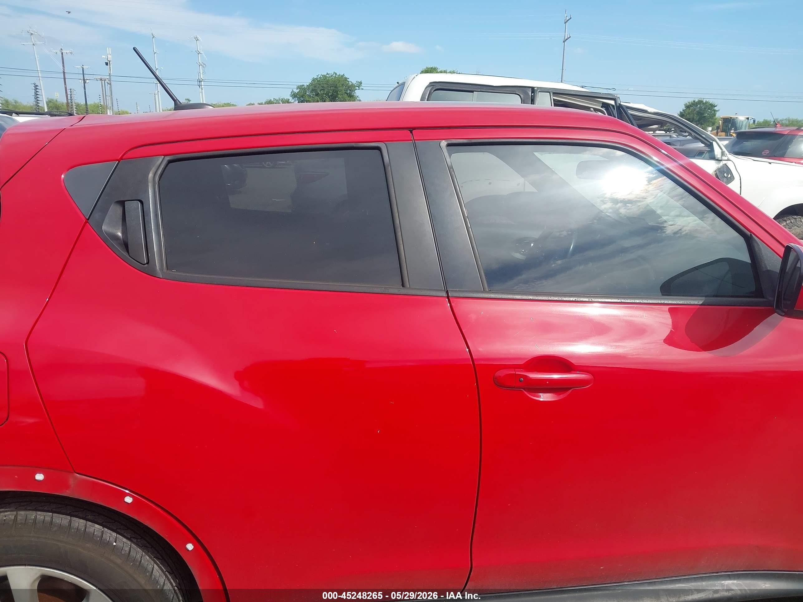 2015 Nissan Juke Sv Red vin: JN8AF5MRXFT500820