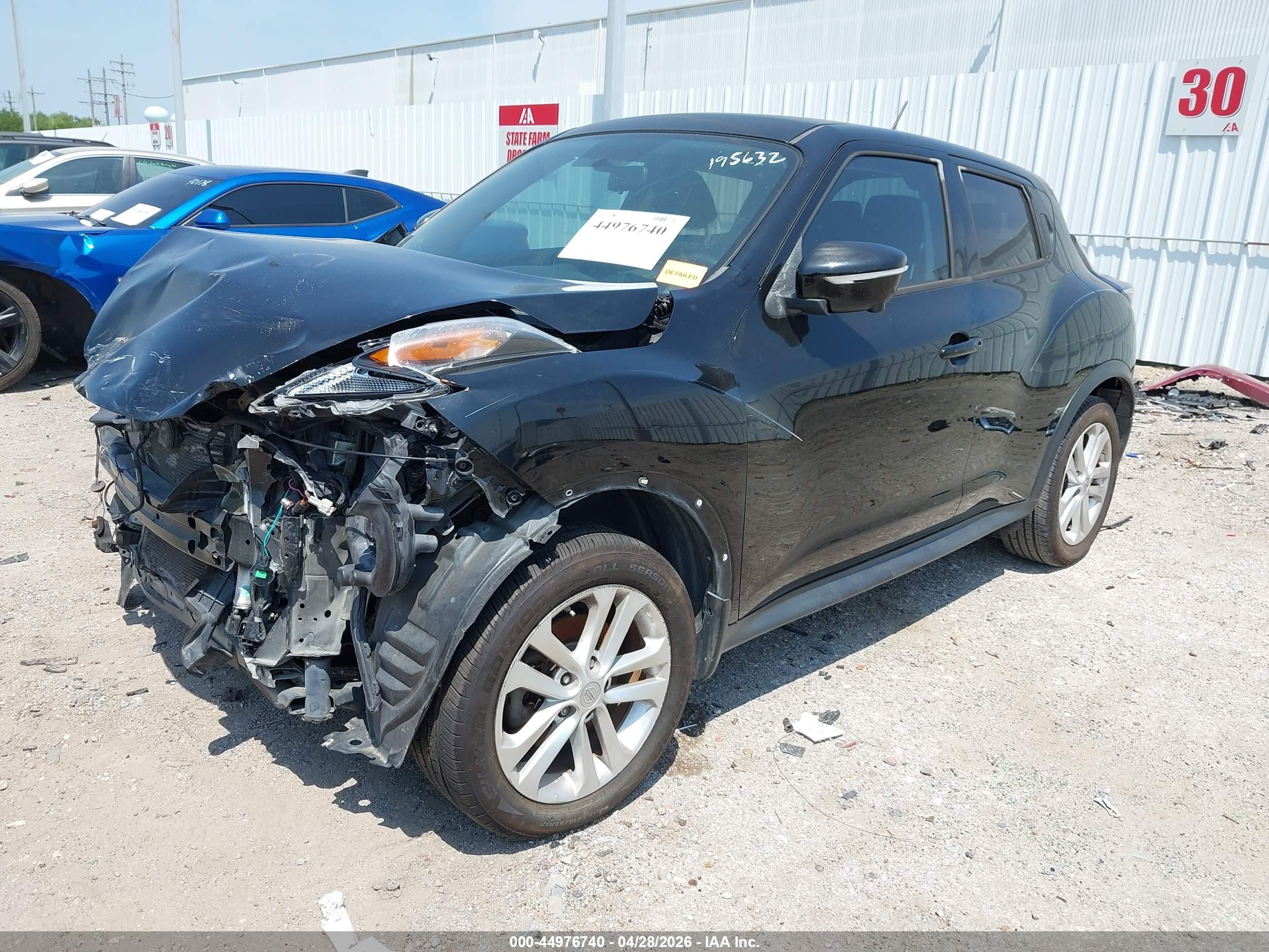 2015 Nissan Juke Sv Black vin: JN8AF5MRXFT502969