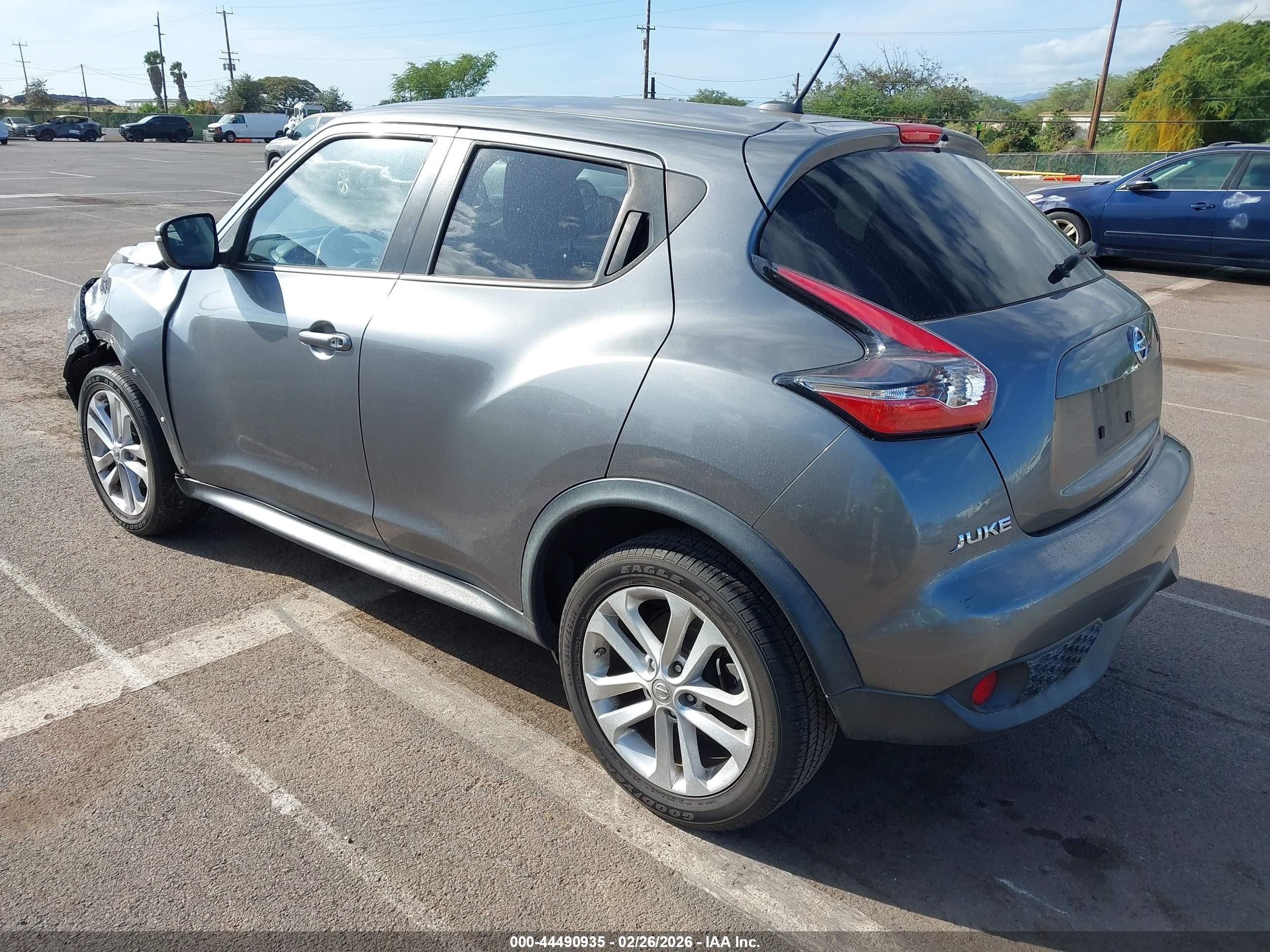 2015 Nissan Juke Sv Gray vin: JN8AF5MRXFT504866