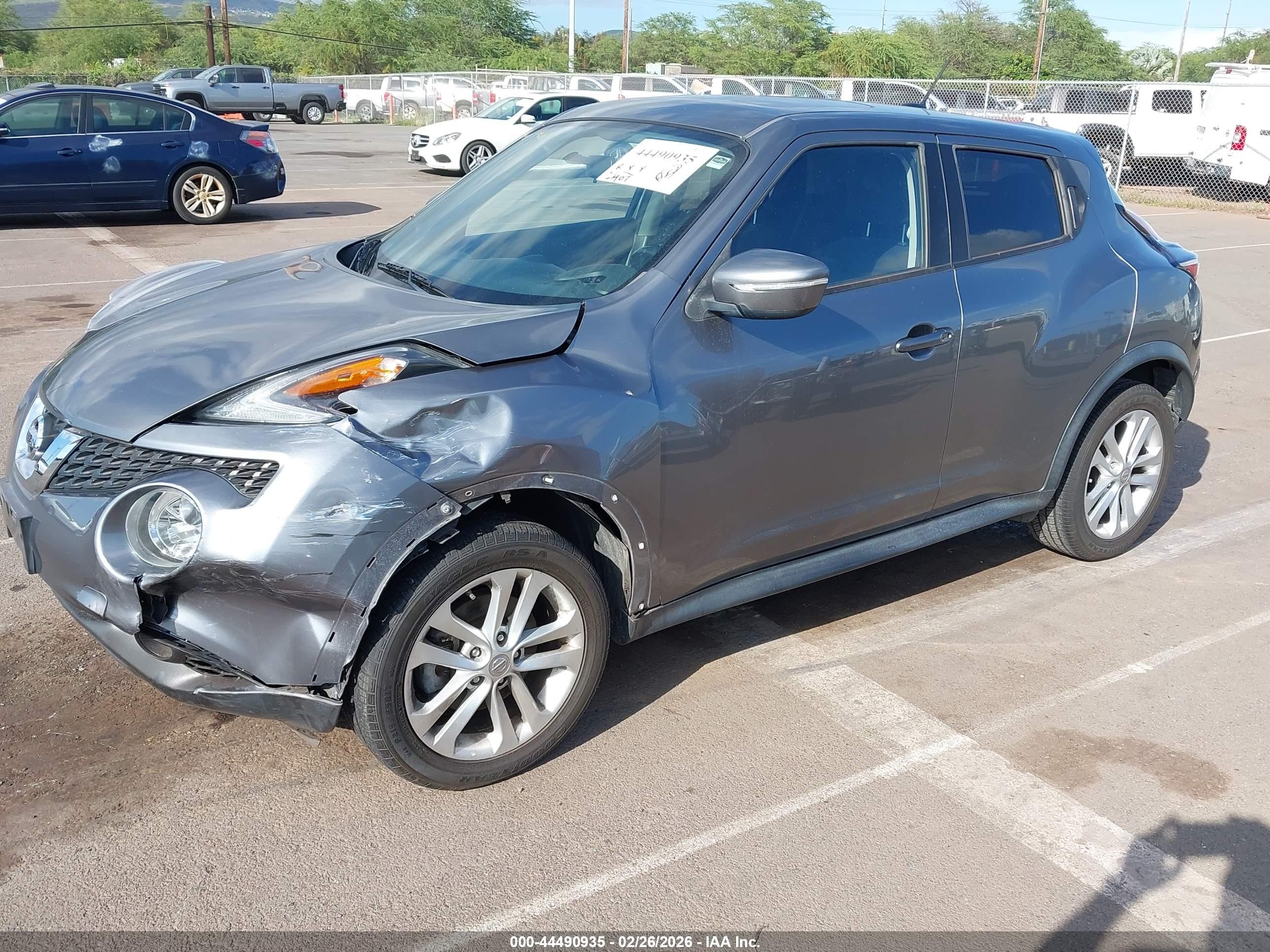 2015 Nissan Juke Sv Gray vin: JN8AF5MRXFT504866