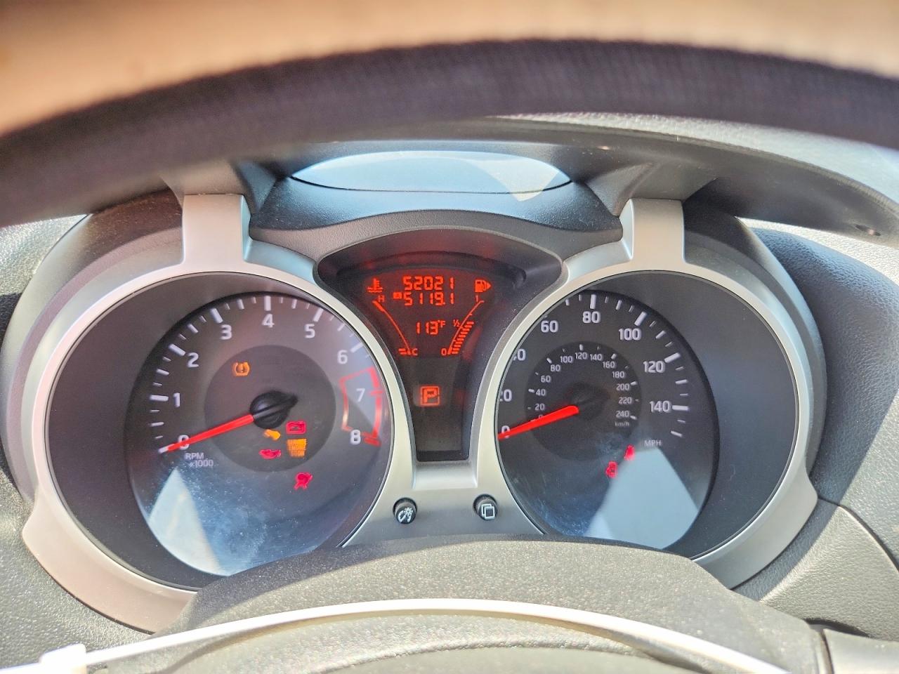 2015 Nissan Juke S Silver vin: JN8AF5MRXFT512708