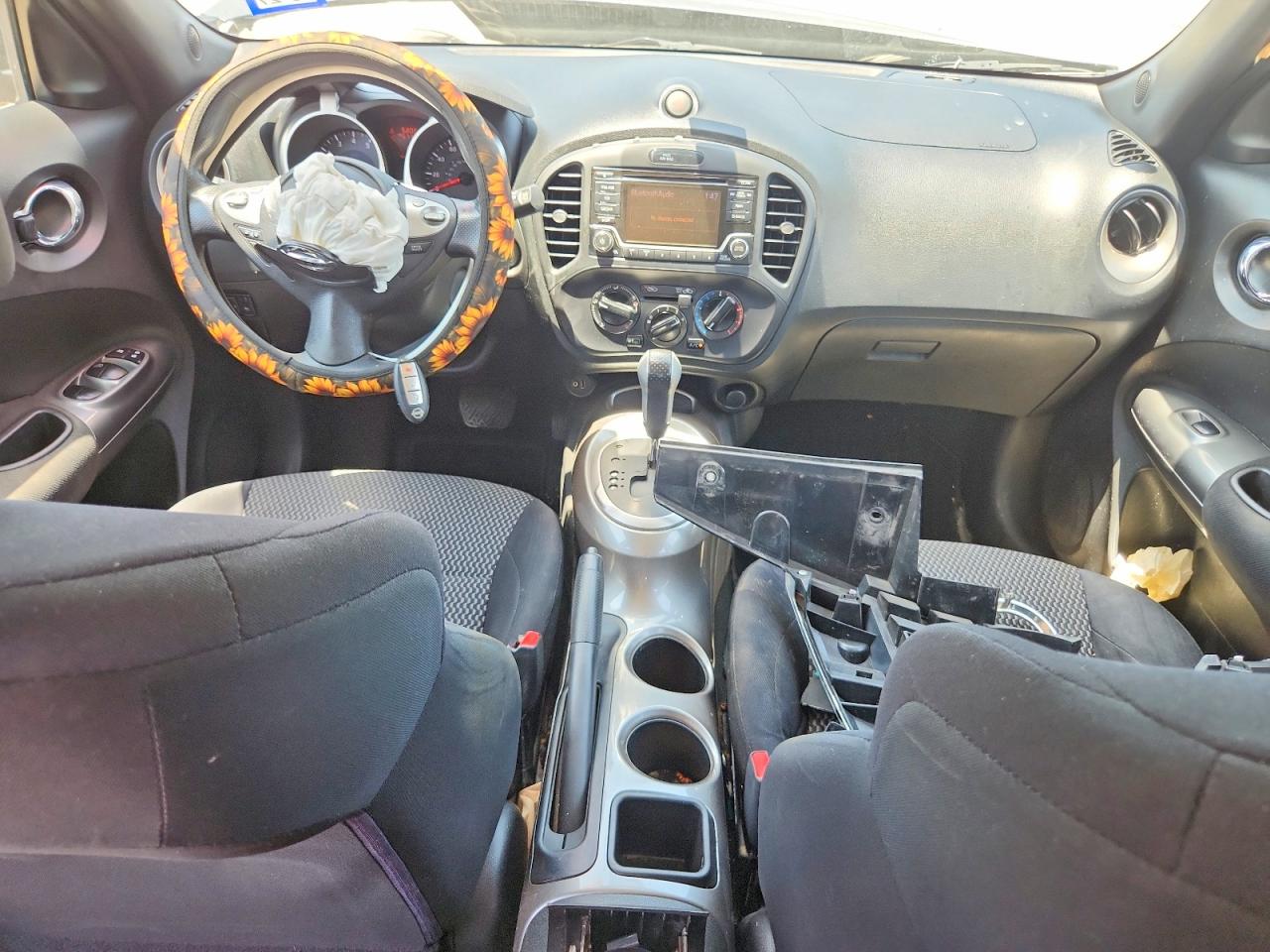 2015 Nissan Juke S Silver vin: JN8AF5MRXFT512708