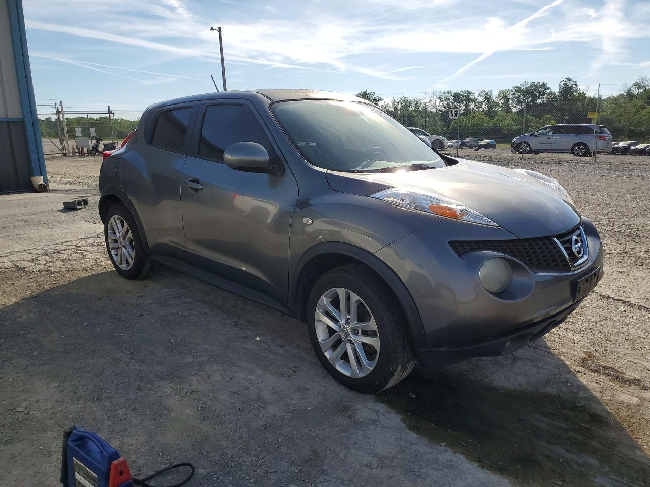 2011 Nissan Juke S Gray vin: JN8AF5MV0BT017795