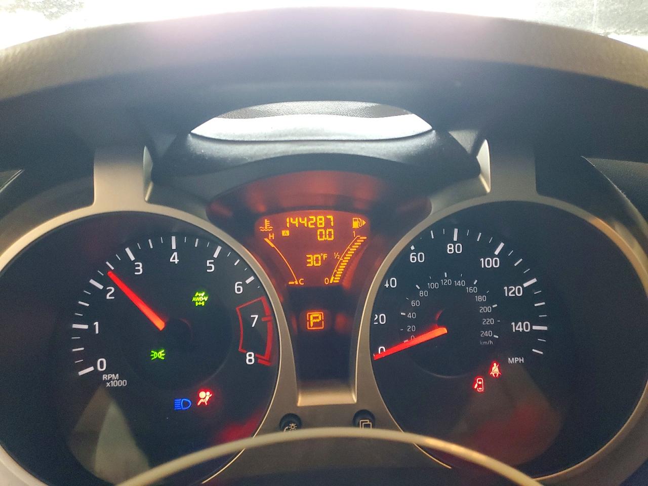 2012 Nissan Juke S Серый vin: JN8AF5MV0CT107501