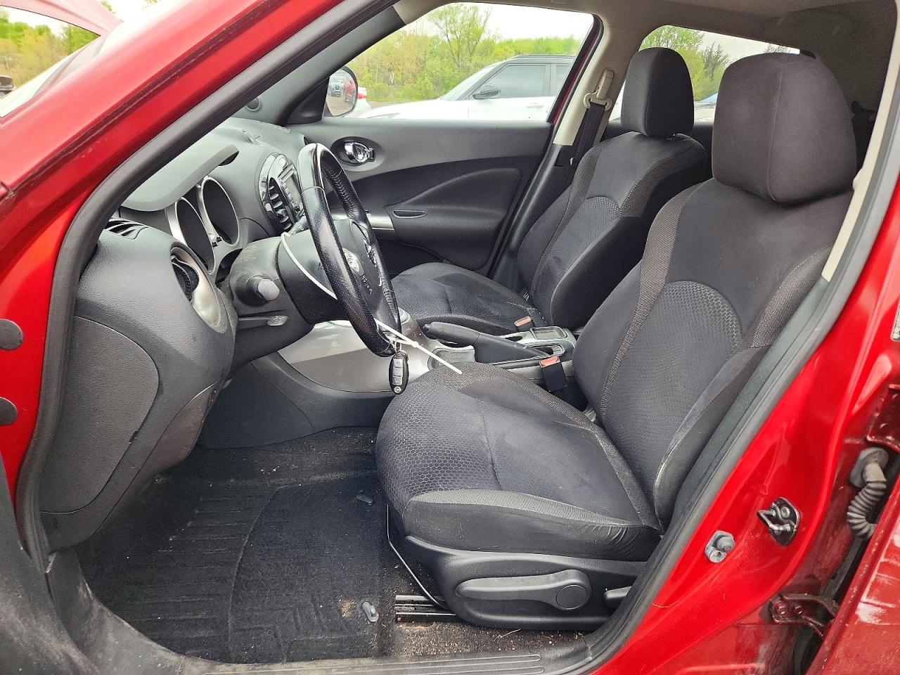 2012 Nissan Juke S Red vin: JN8AF5MV0CT110429