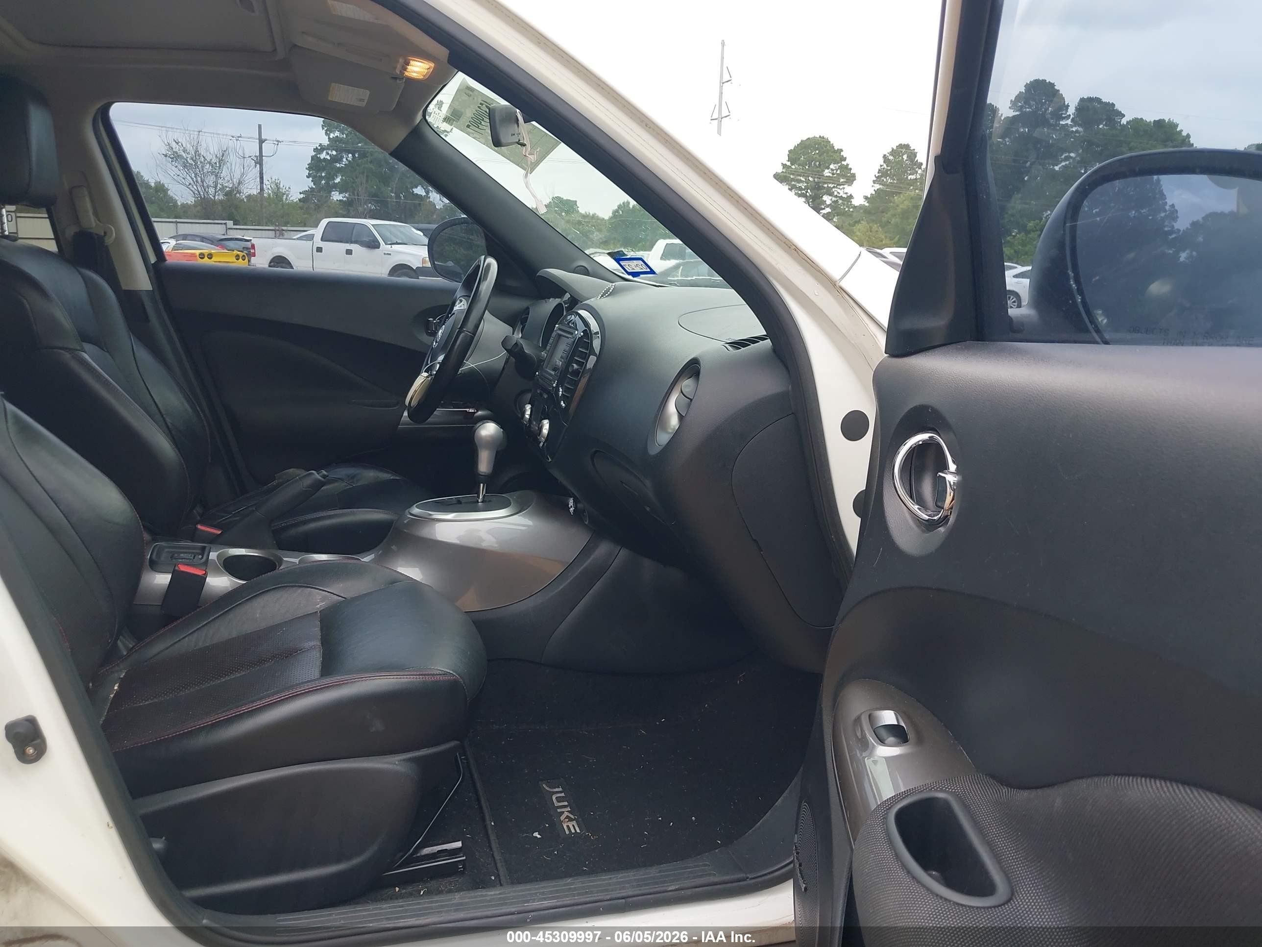 2013 Nissan Juke Sl White vin: JN8AF5MV0DT213903