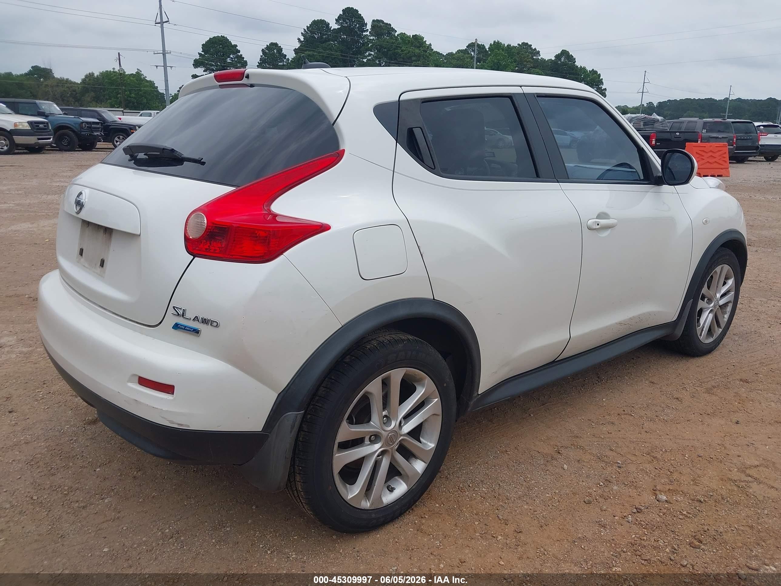 2013 Nissan Juke Sl White vin: JN8AF5MV0DT213903
