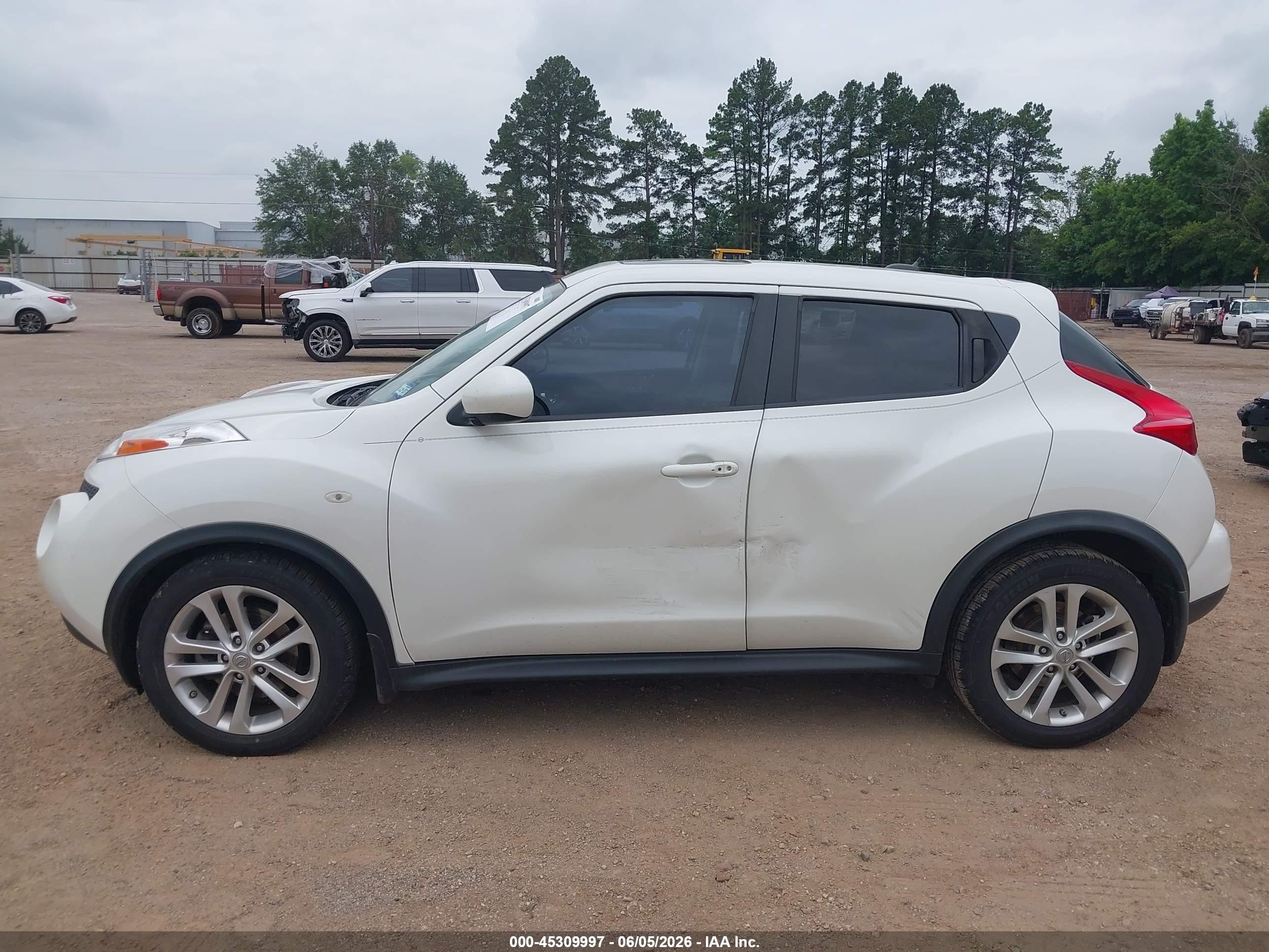 2013 Nissan Juke Sl White vin: JN8AF5MV0DT213903