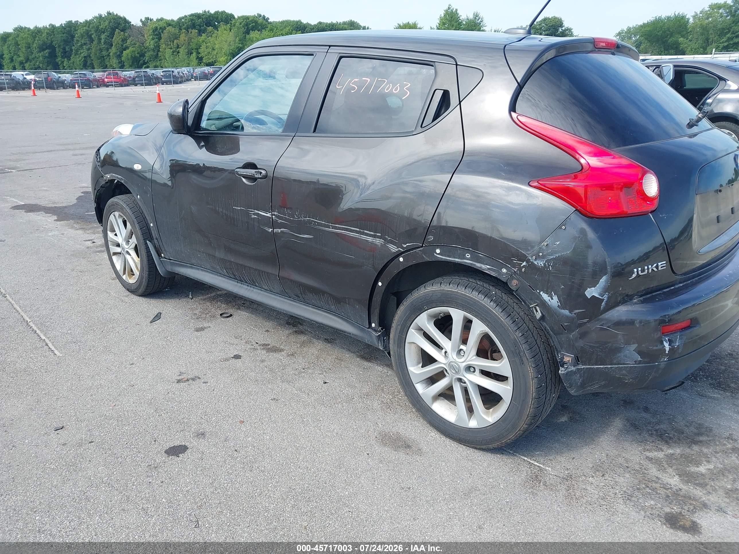 2013 Nissan Juke Sv Gray vin: JN8AF5MV0DT218048