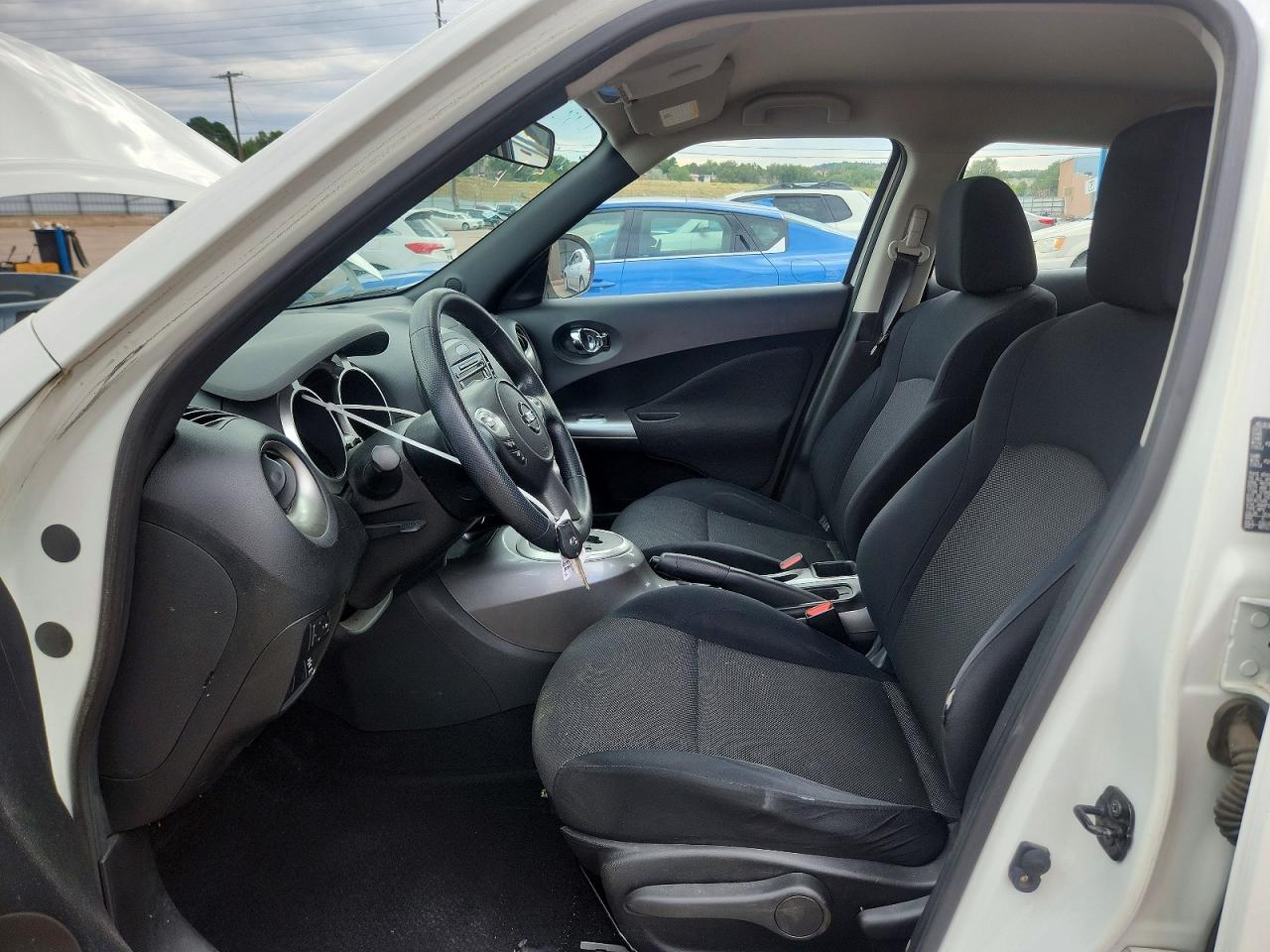 2013 Nissan Juke S White vin: JN8AF5MV0DT221662