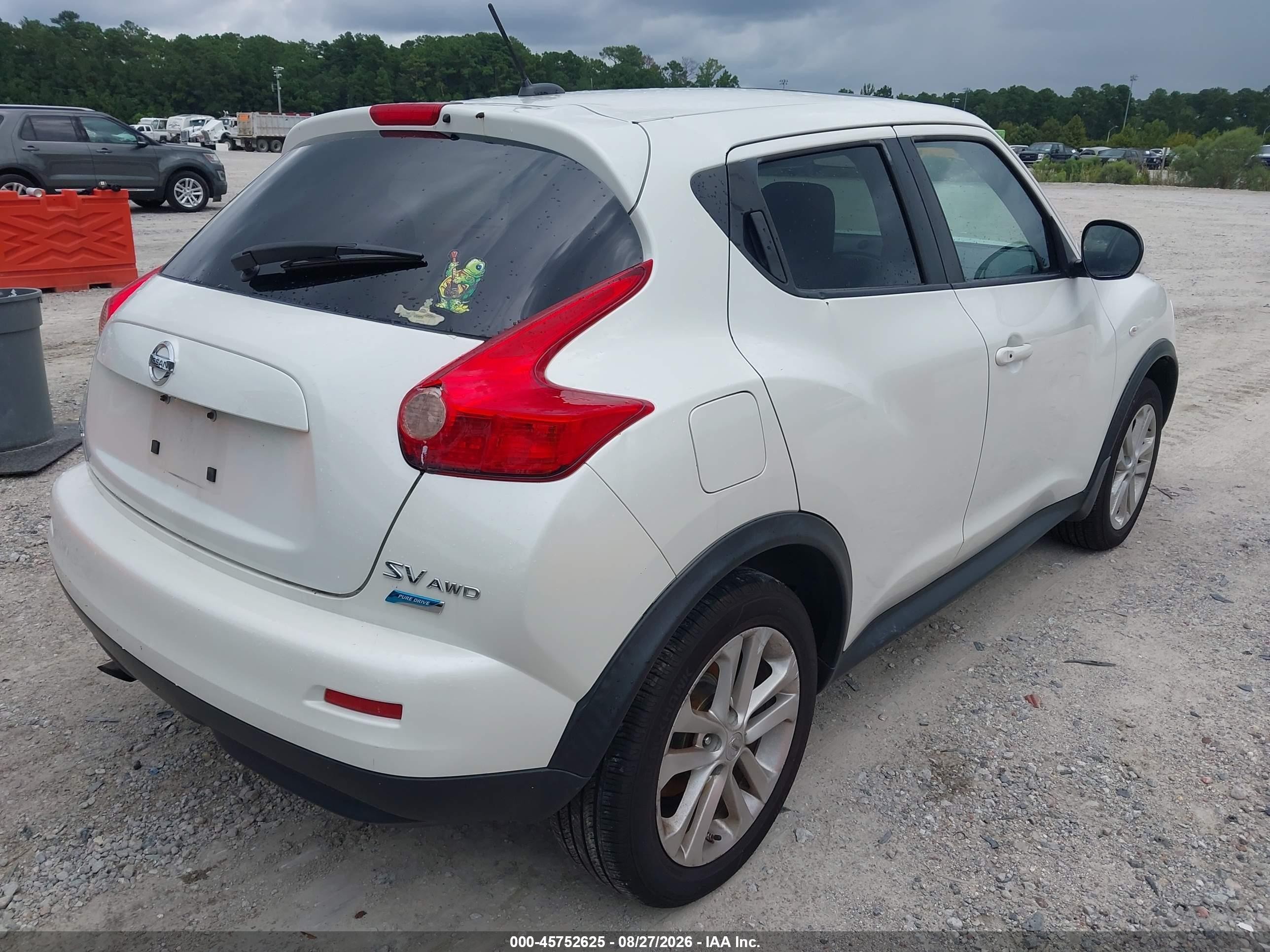 2013 Nissan Juke Sv White vin: JN8AF5MV0DT222777