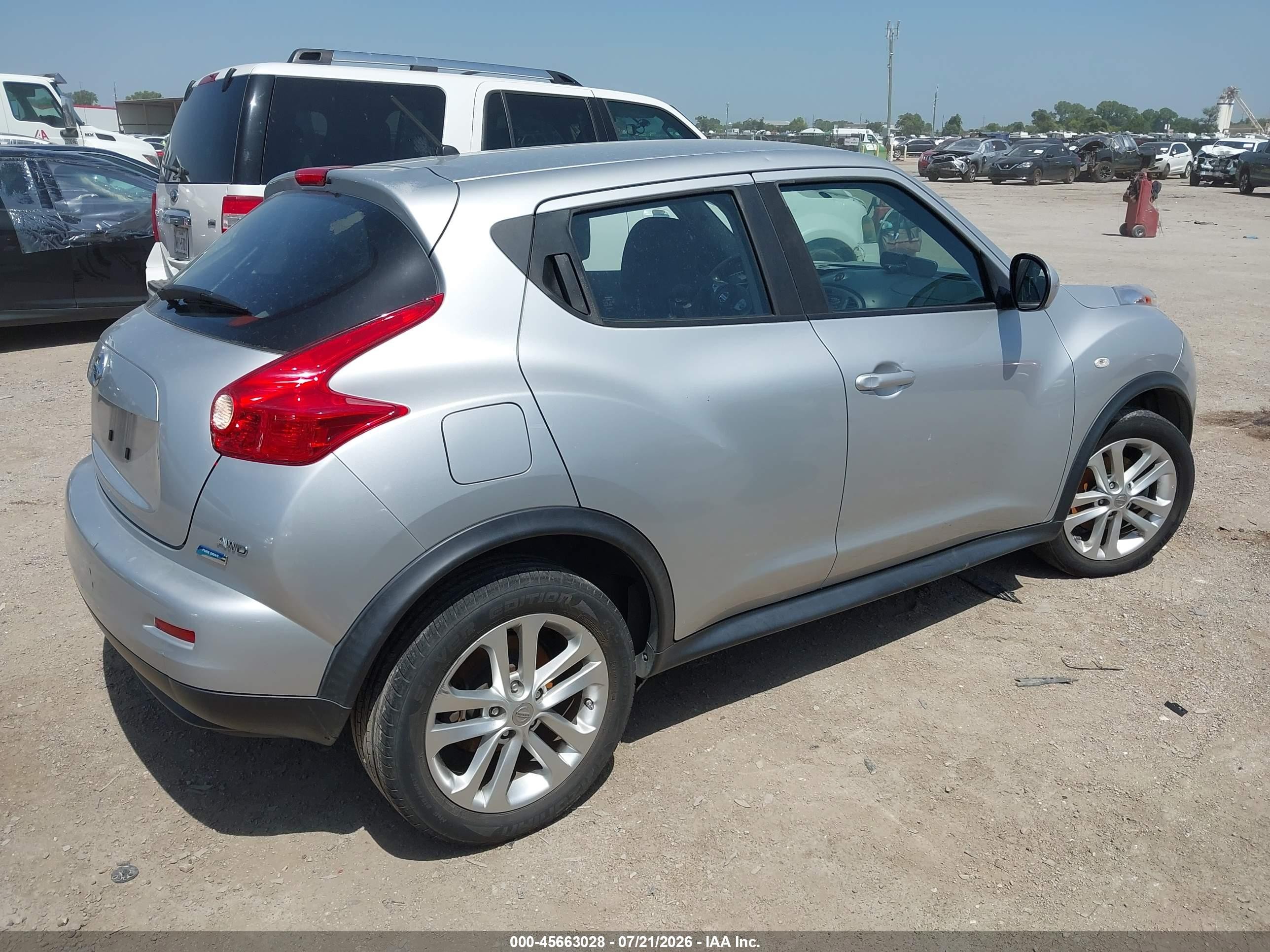 2013 Nissan Juke S Silver vin: JN8AF5MV0DT227249