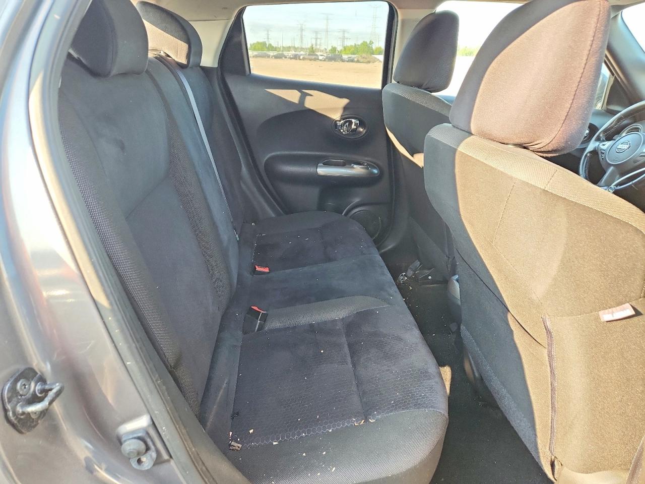 2014 Nissan Juke Sv Gray vin: JN8AF5MV0ET364421