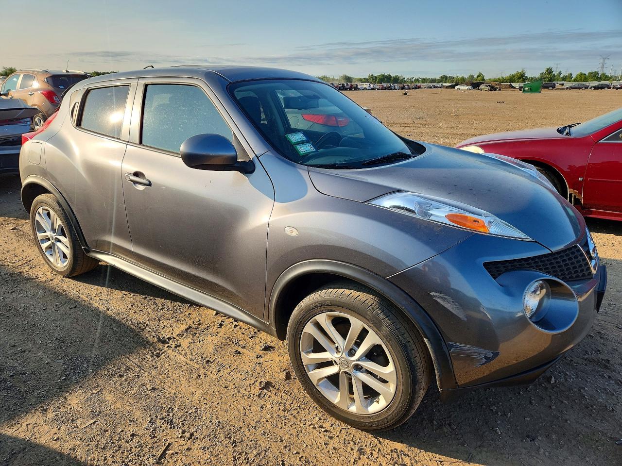 2014 Nissan Juke Sv Gray vin: JN8AF5MV0ET364421
