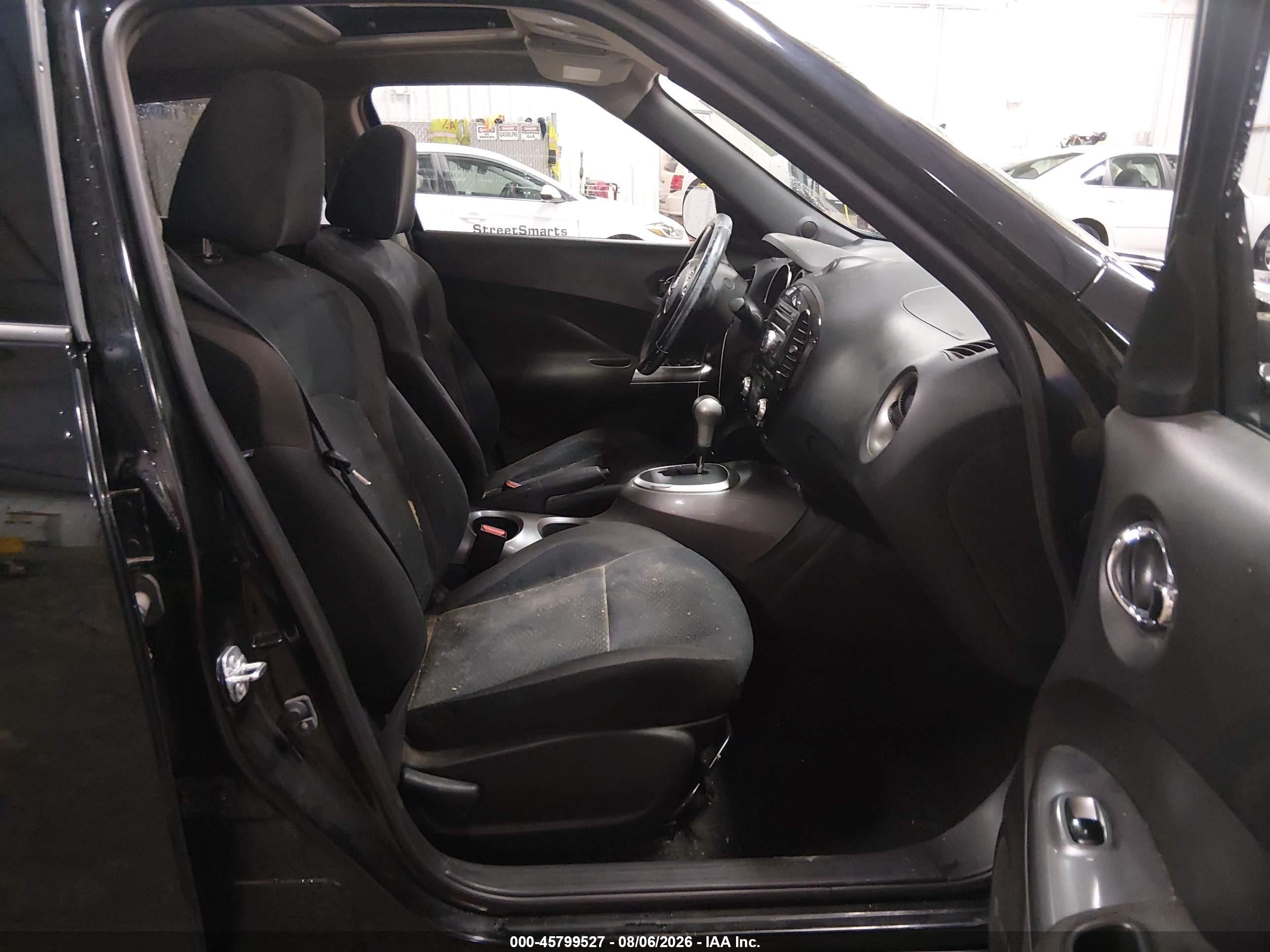2014 Nissan Juke Sv Black vin: JN8AF5MV0ET483571
