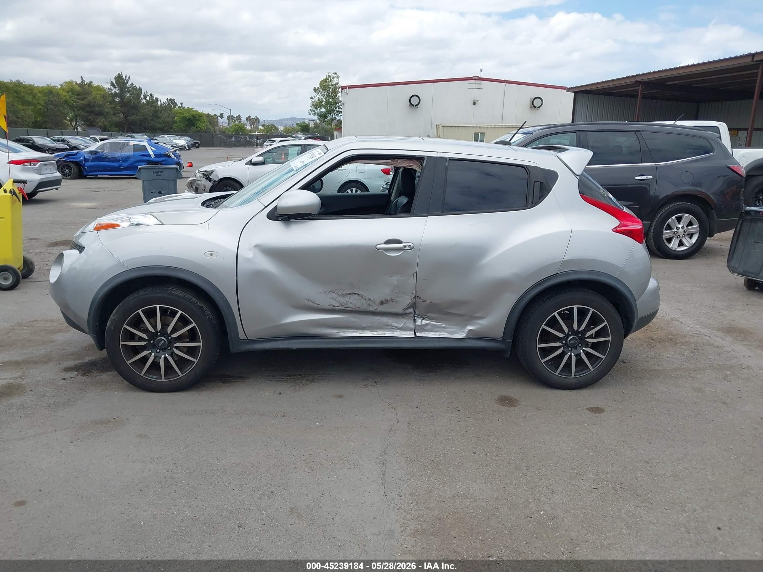 2011 Nissan Juke Sl Gray vin: JN8AF5MV1BT017143