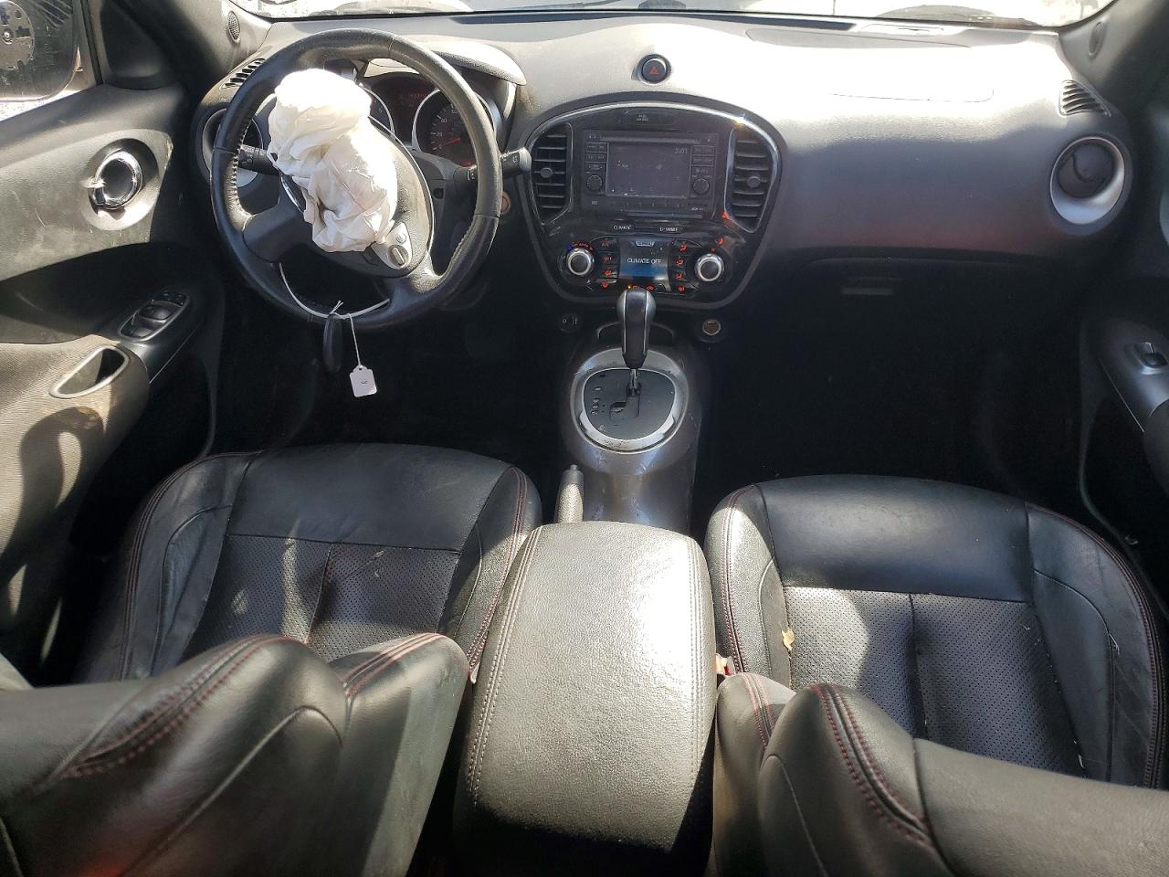 2011 Nissan Juke S Silver vin: JN8AF5MV1BT019684