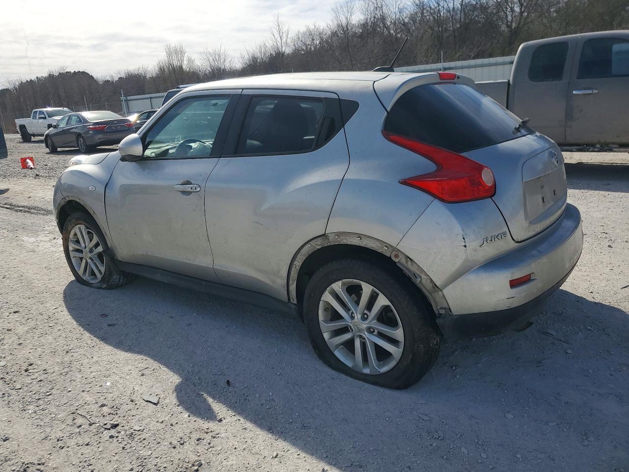 2011 Nissan Juke S Silver vin: JN8AF5MV1BT019684