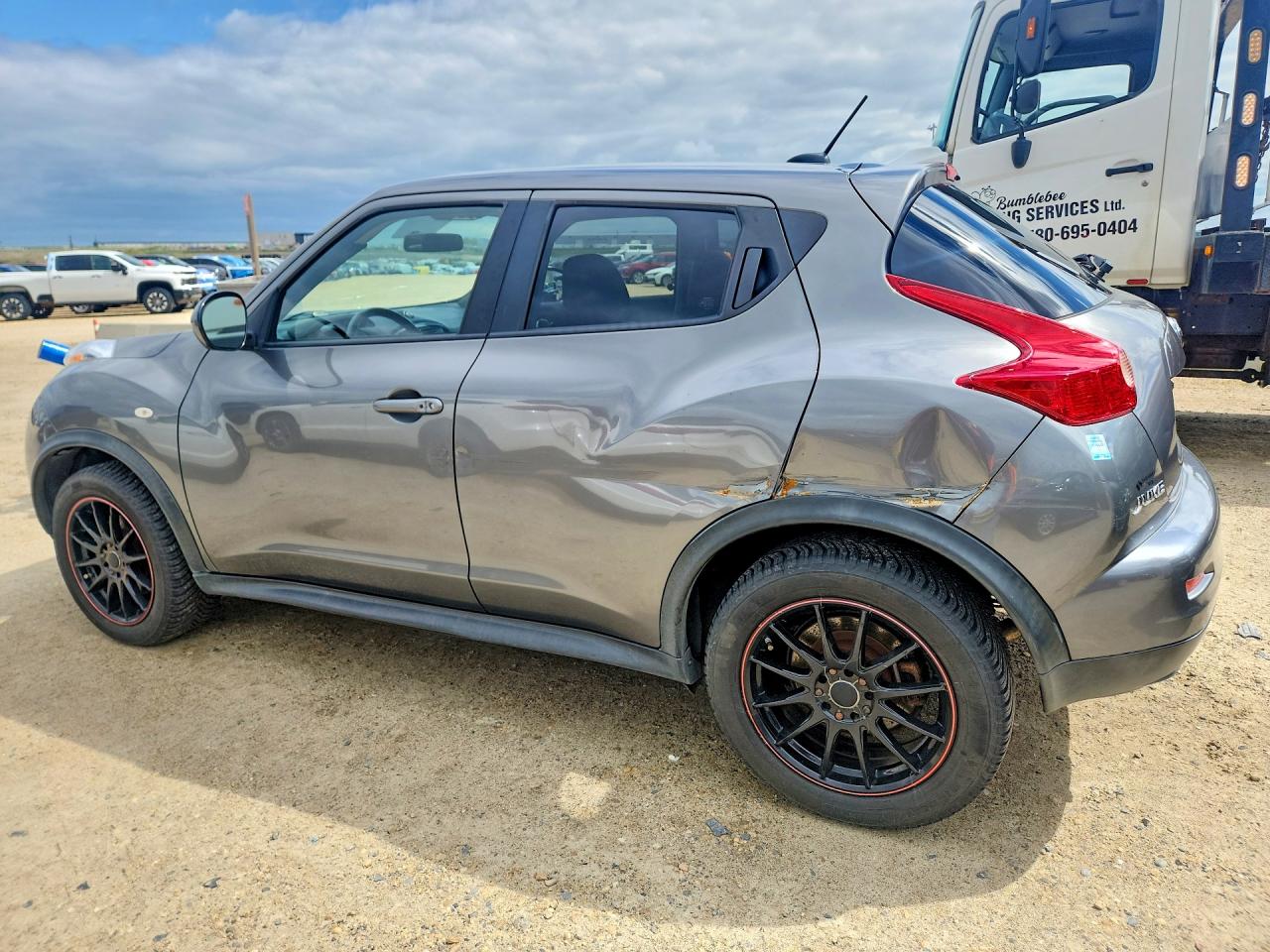 2011 Nissan Juke S Gray vin: JN8AF5MV1BT019880