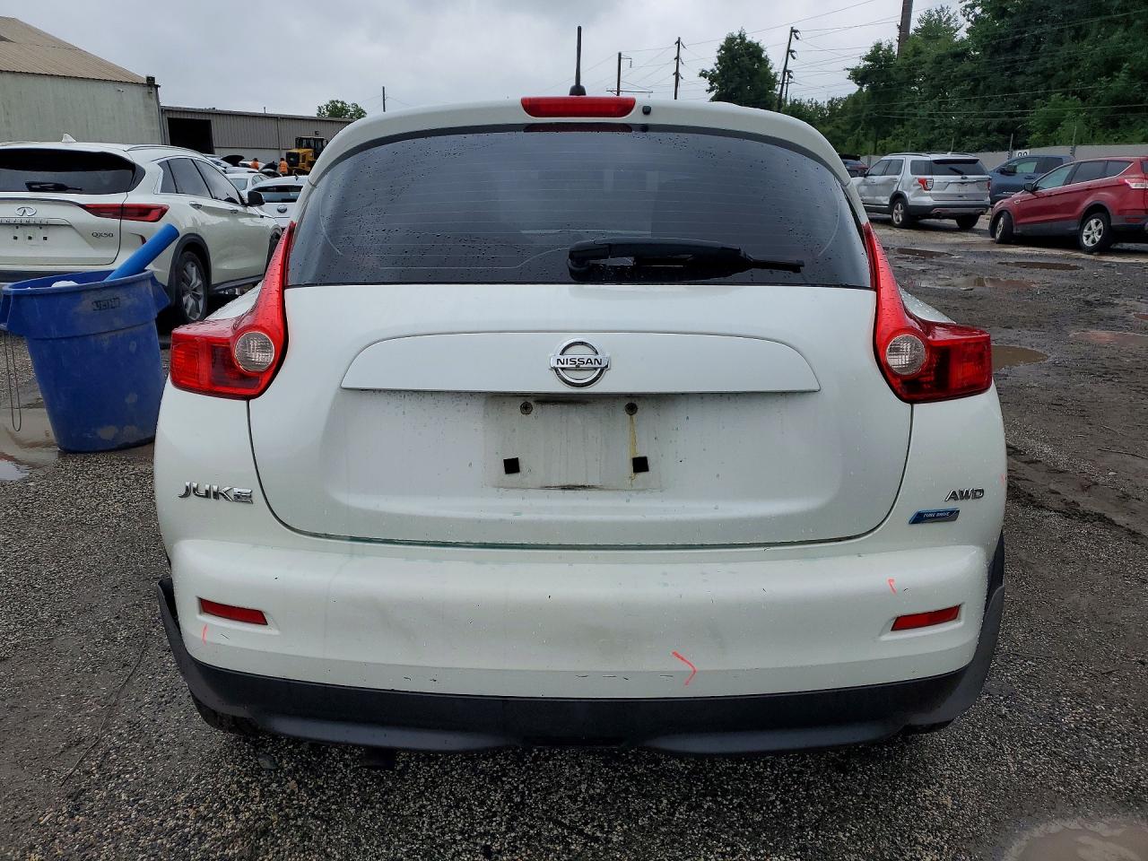 2013 Nissan Juke S White vin: JN8AF5MV1DT207317