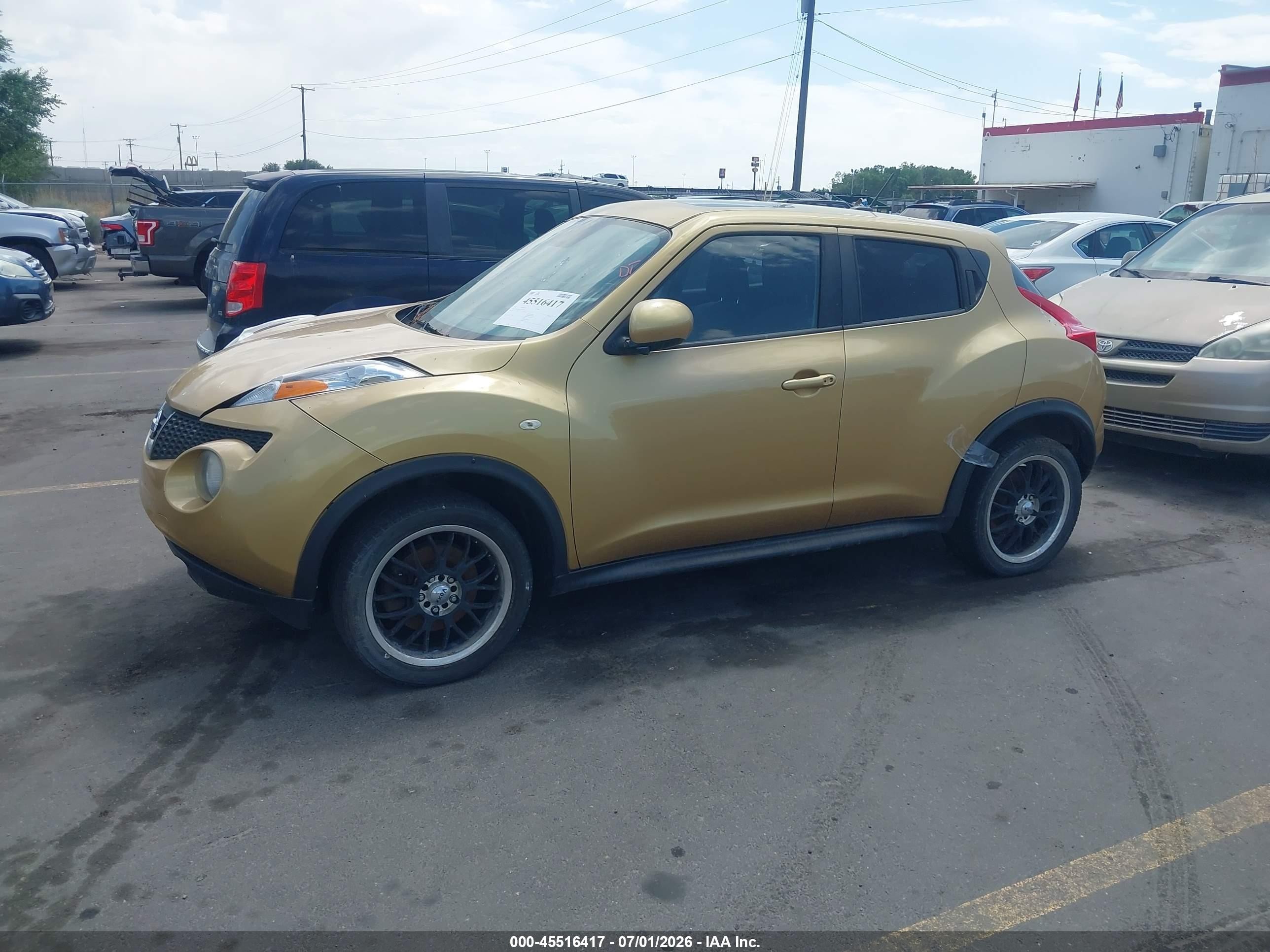2013 Nissan Juke Sv Gold vin: JN8AF5MV1DT216311