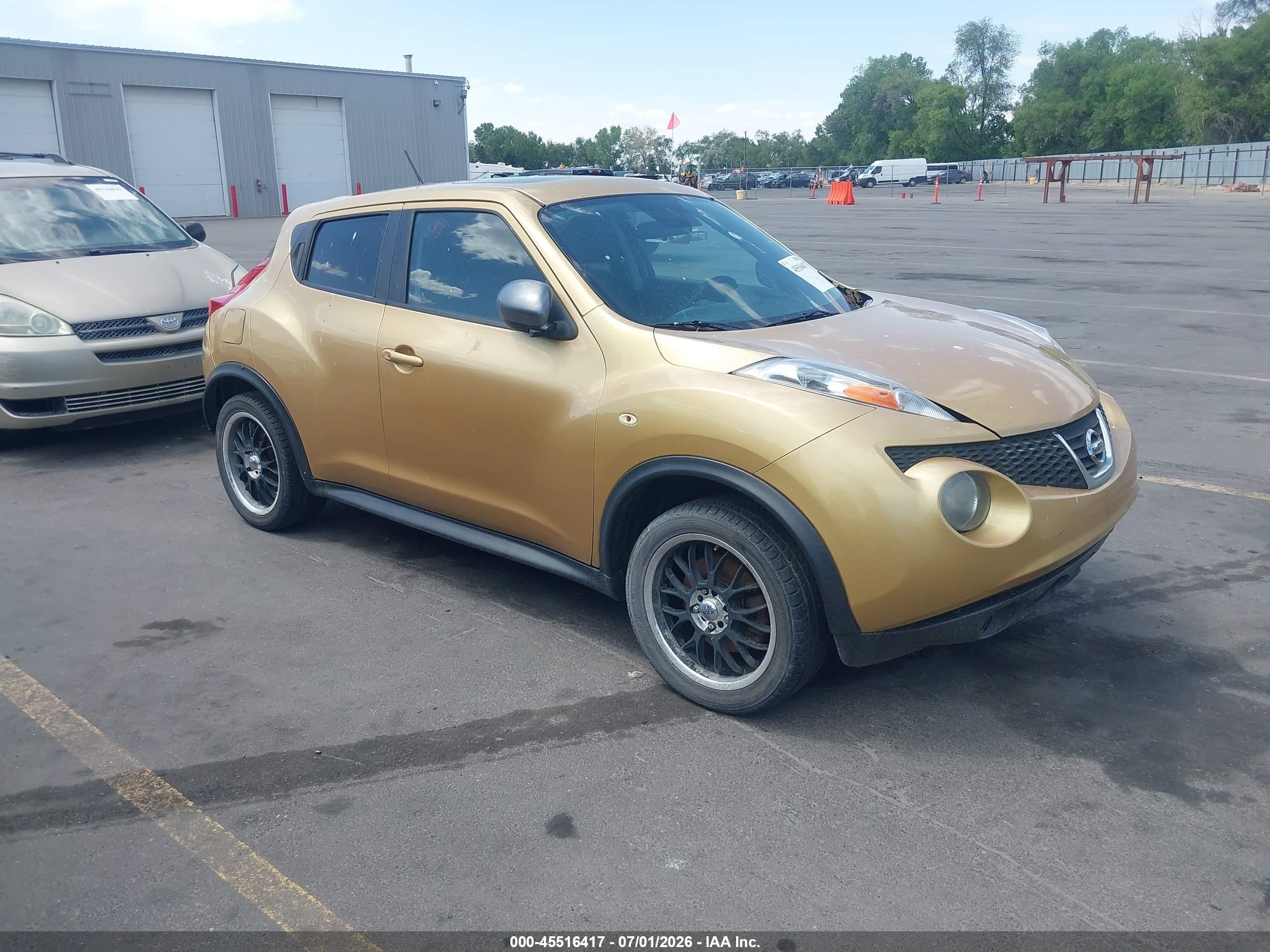2013 Nissan Juke Sv Gold vin: JN8AF5MV1DT216311