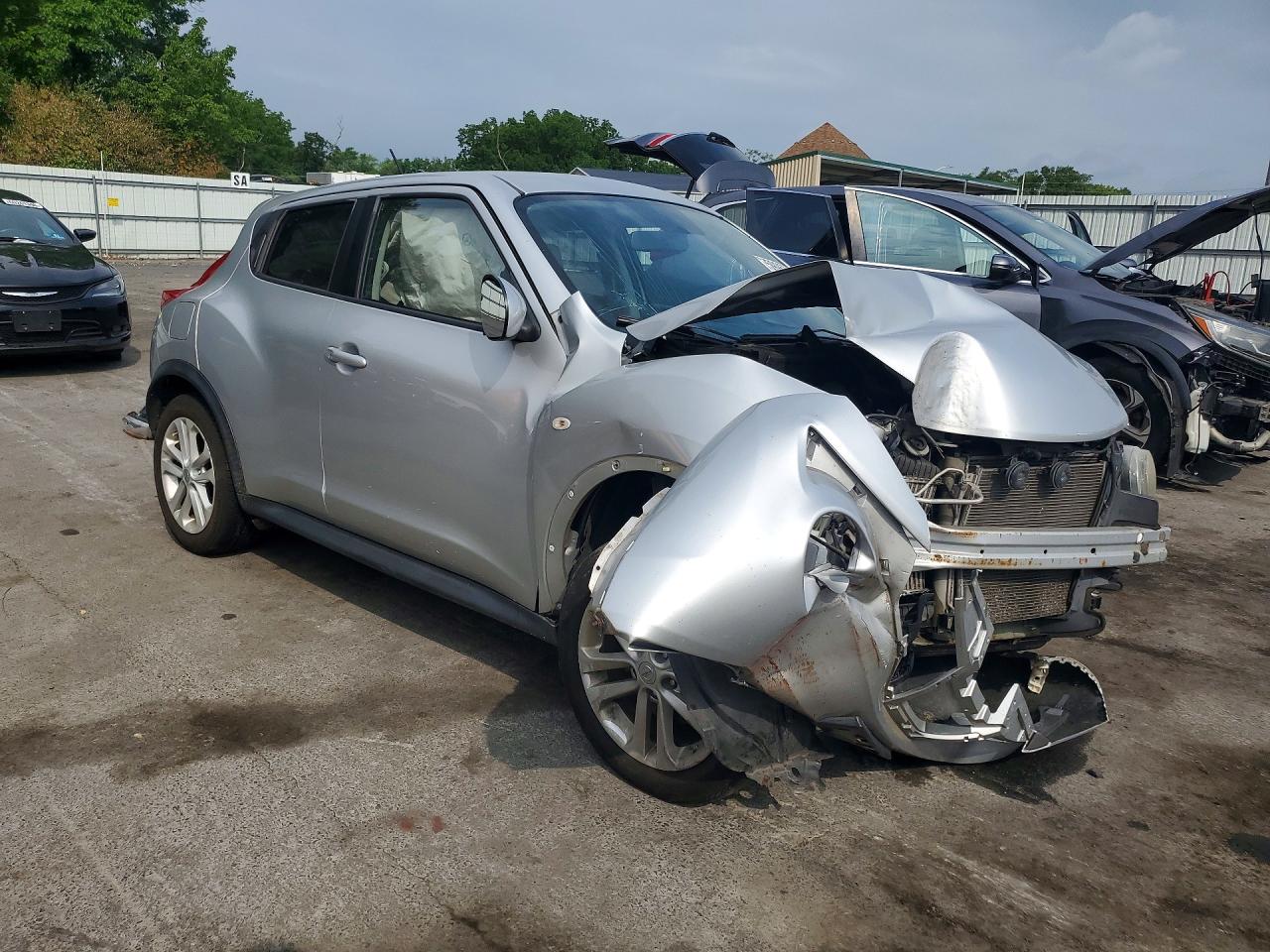 2013 Nissan Juke S Silver vin: JN8AF5MV1DT223209