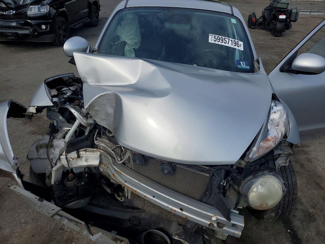2013 Nissan Juke S Silver vin: JN8AF5MV1DT223209
