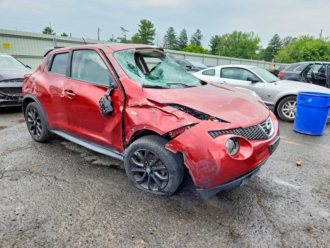 2013 Nissan Juke S Красный vin: JN8AF5MV1DT223498