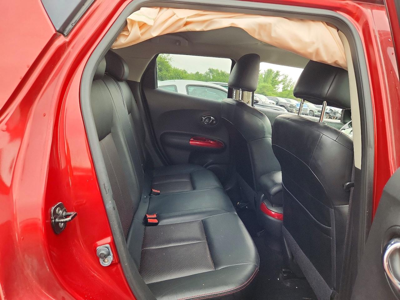 2013 Nissan Juke S Красный vin: JN8AF5MV1DT223498