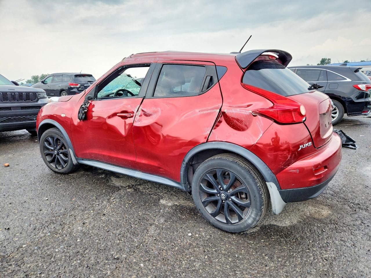 2013 Nissan Juke S Красный vin: JN8AF5MV1DT223498