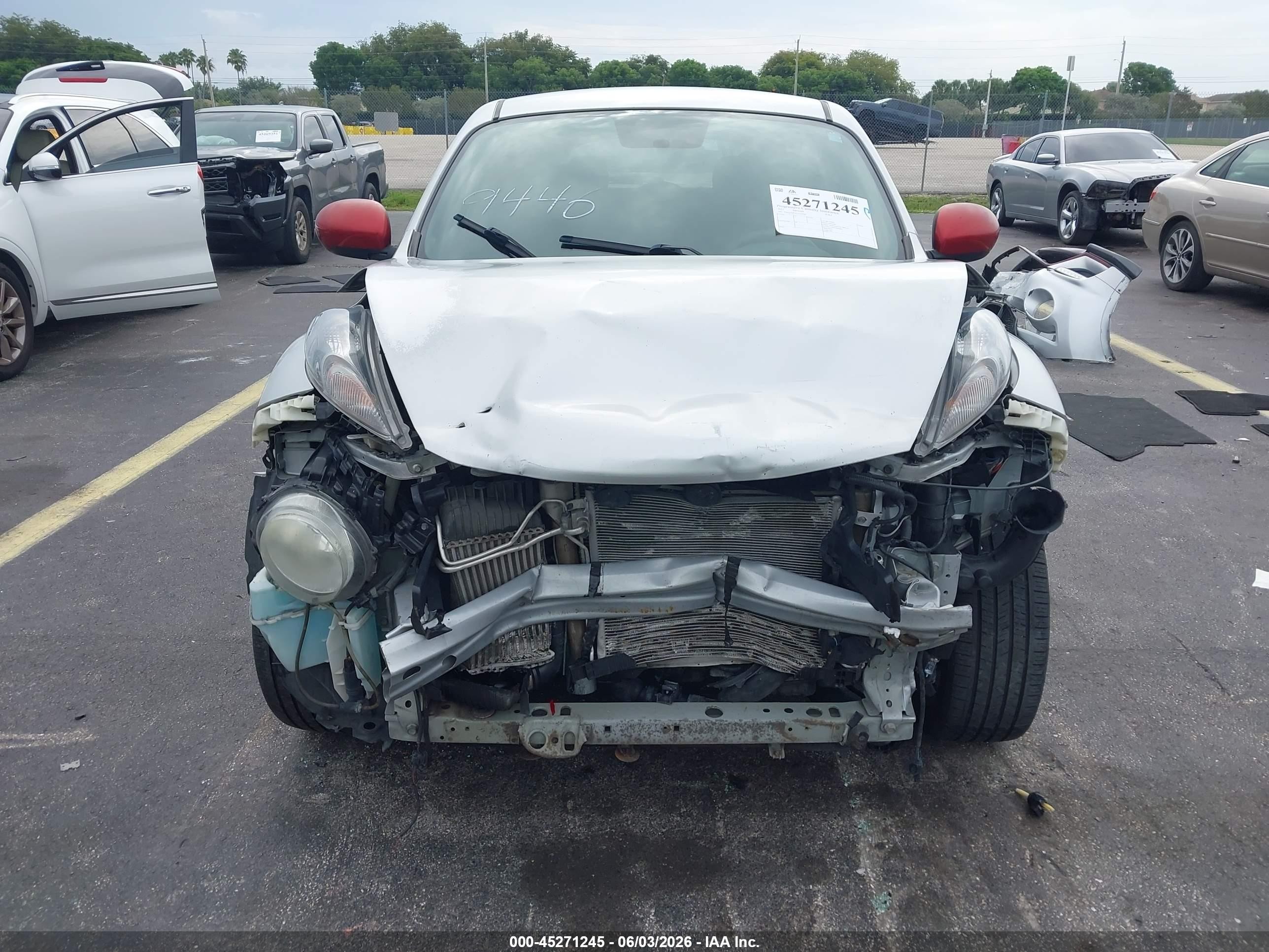 2013 Nissan Juke Nismo Silver vin: JN8AF5MV1DT229446