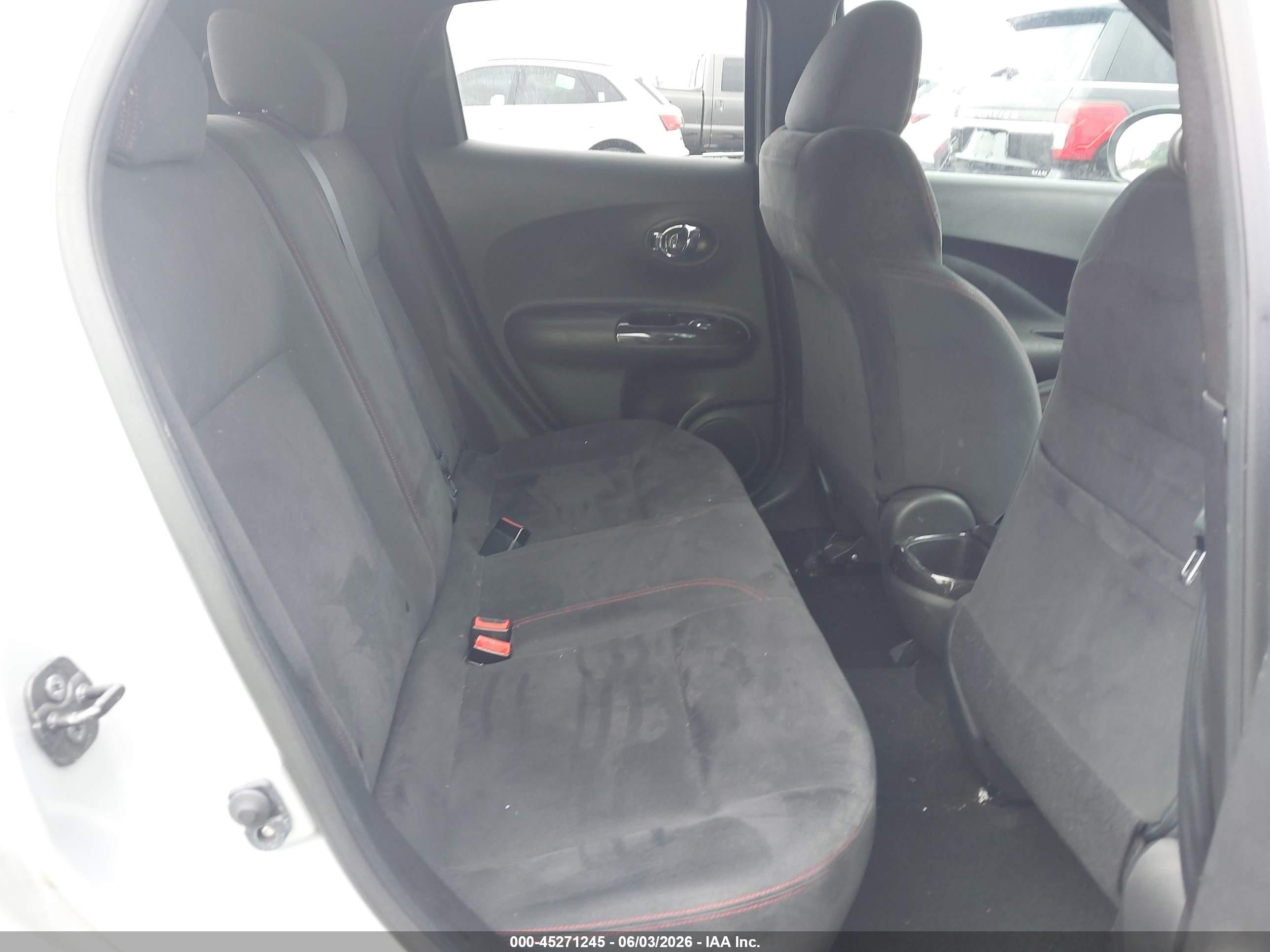 2013 Nissan Juke Nismo Silver vin: JN8AF5MV1DT229446