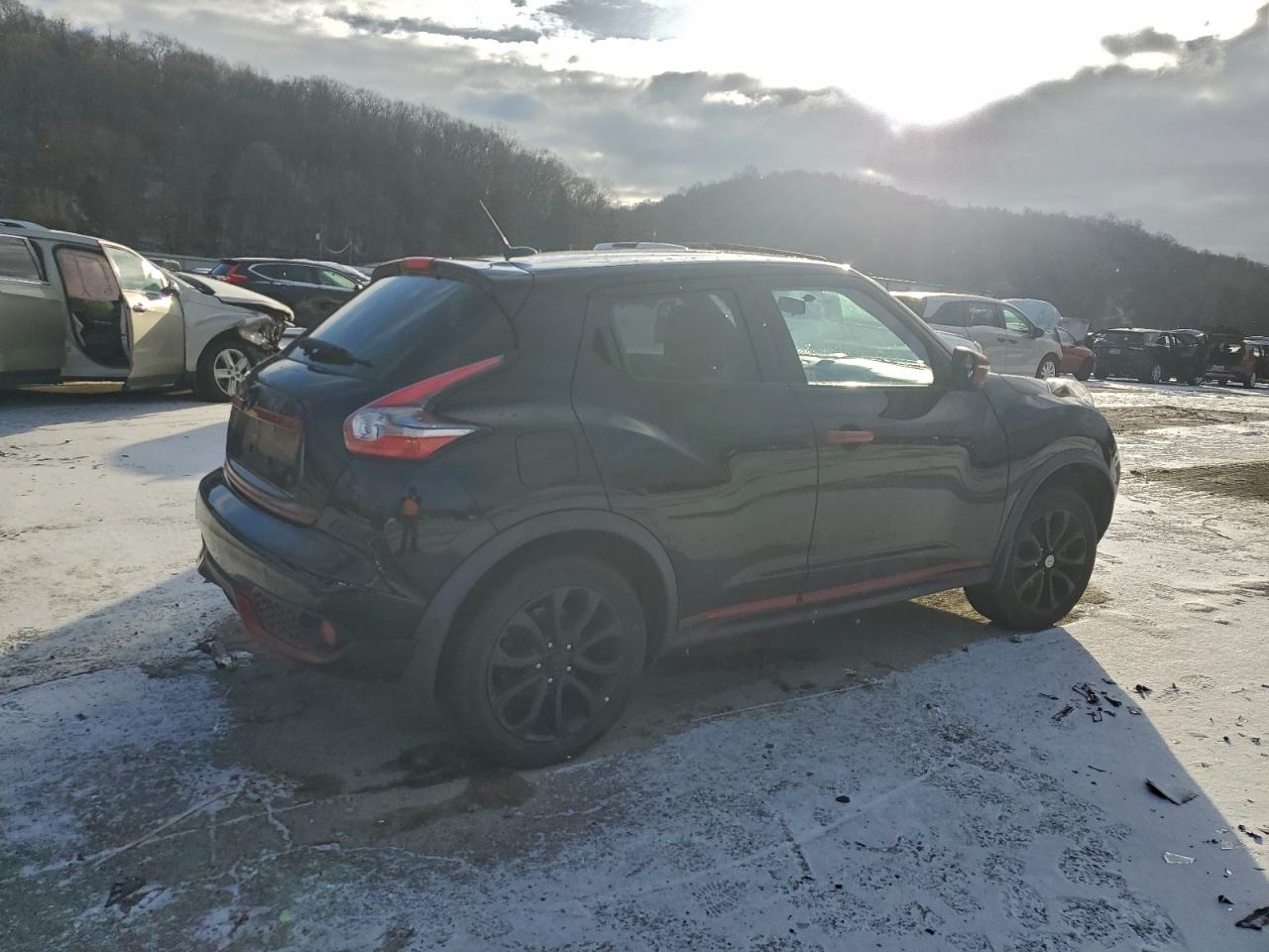 2015 Nissan Juke S Black vin: JN8AF5MV1FT560160
