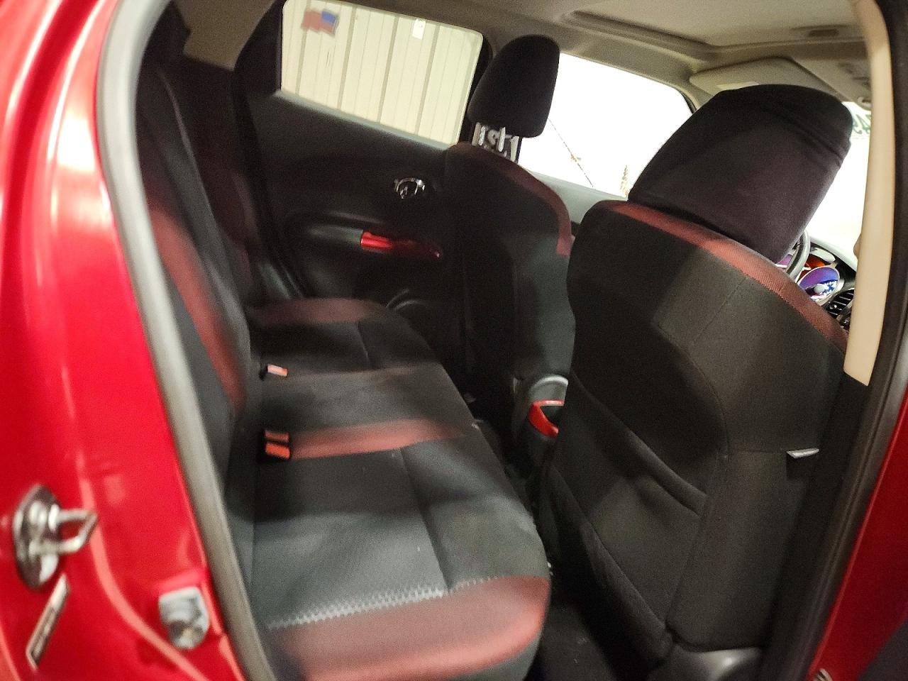 2011 Nissan Juke S Red vin: JN8AF5MV2BT008435