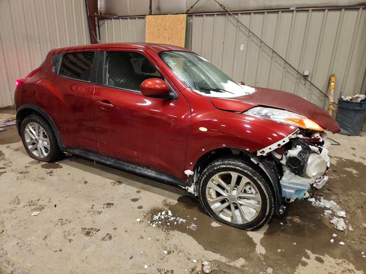 2011 Nissan Juke S Red vin: JN8AF5MV2BT008435