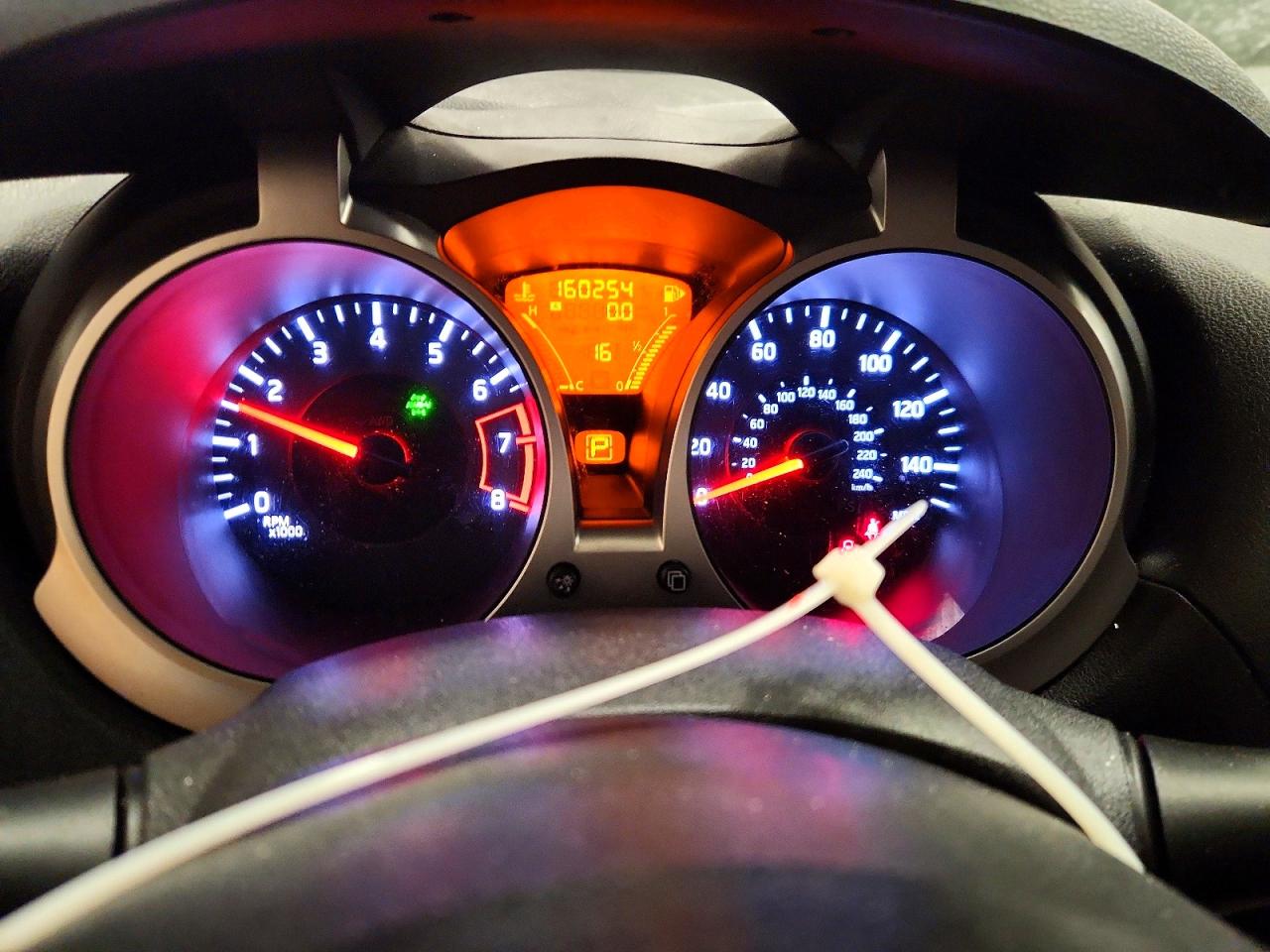 2011 Nissan Juke S Red vin: JN8AF5MV2BT008435
