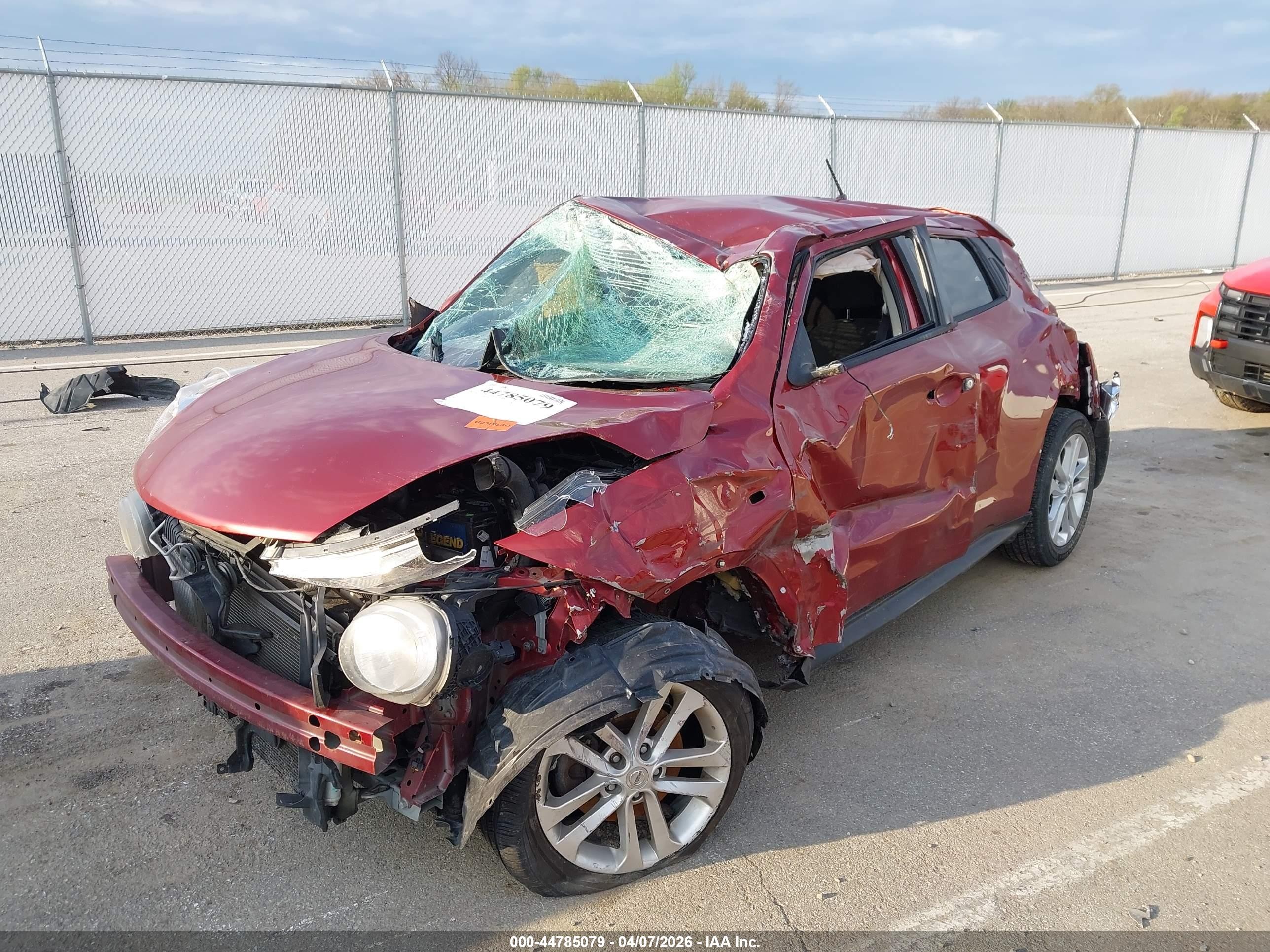 2011 Nissan Juke S Red vin: JN8AF5MV2BT014445