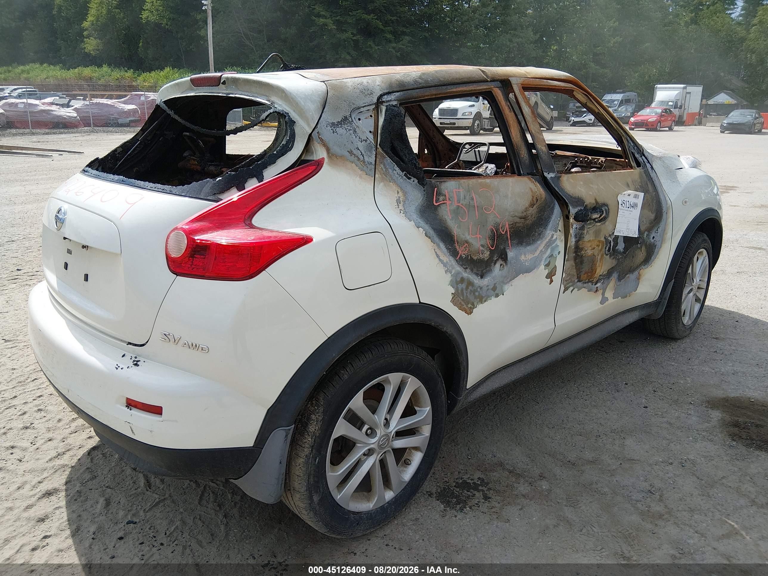 2011 Nissan Juke Sv White vin: JN8AF5MV2BT016244