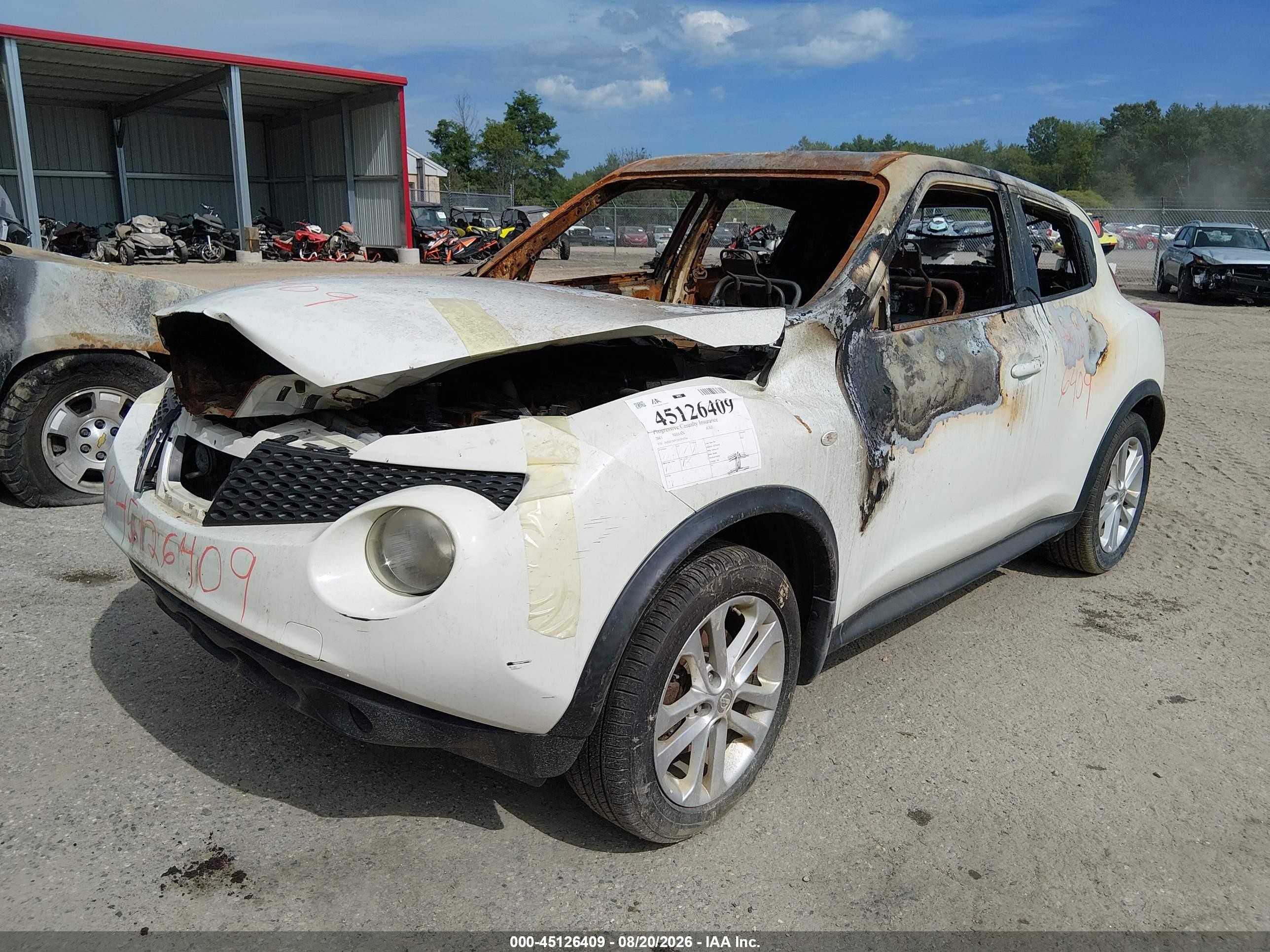 2011 Nissan Juke Sv White vin: JN8AF5MV2BT016244