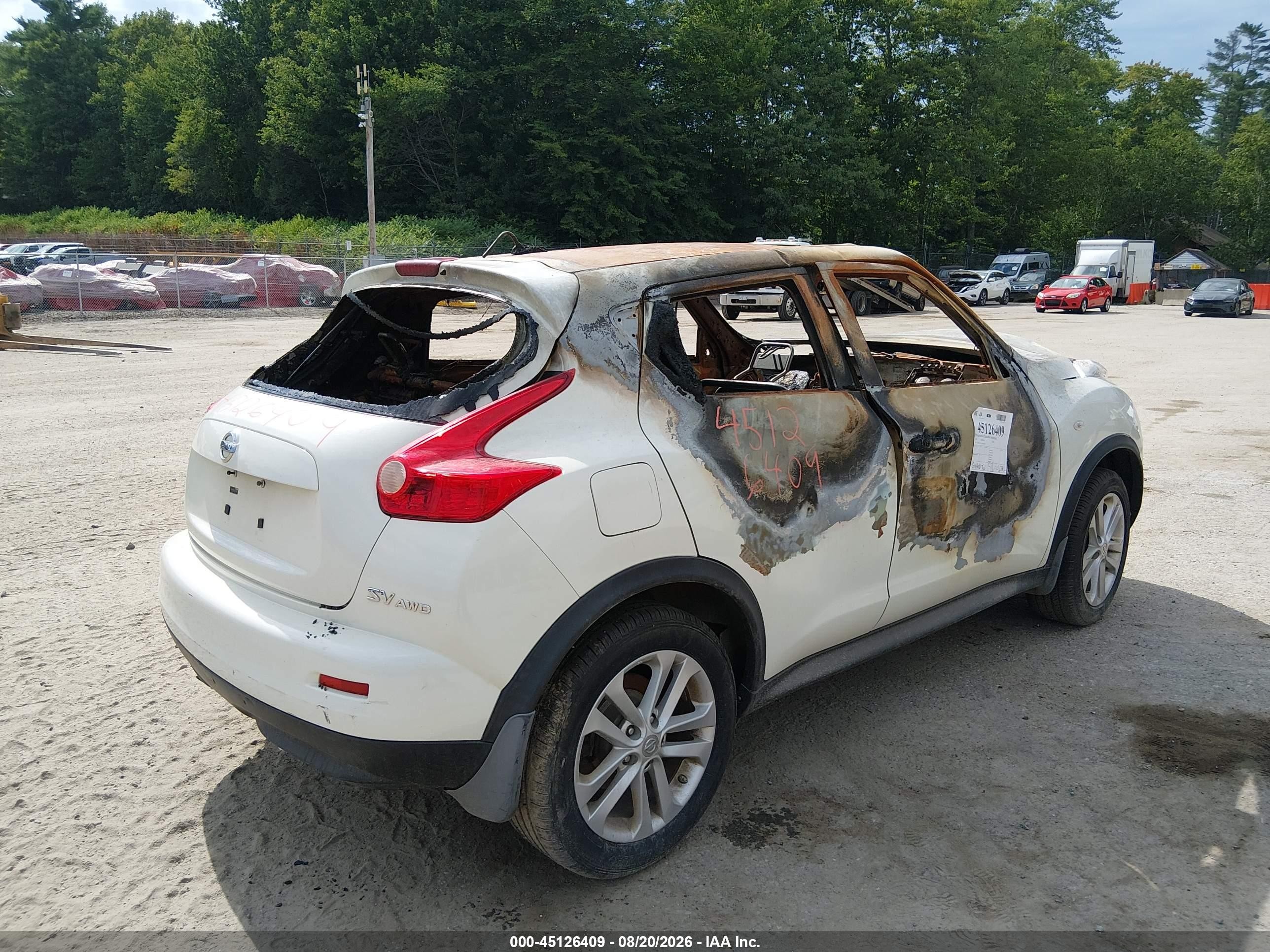 2011 Nissan Juke Sv White vin: JN8AF5MV2BT016244