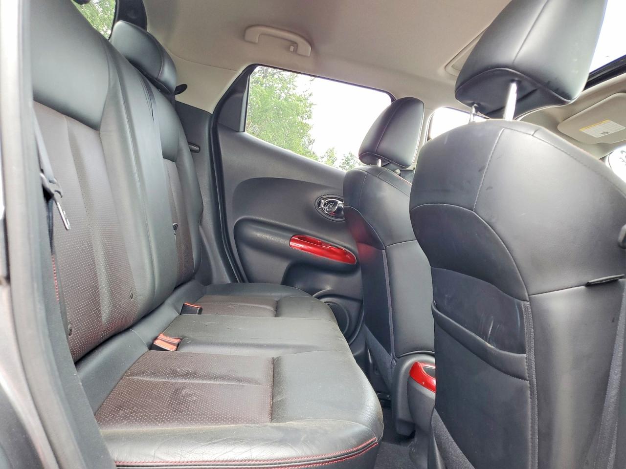 2011 Nissan Juke S Gray vin: JN8AF5MV2BT021704