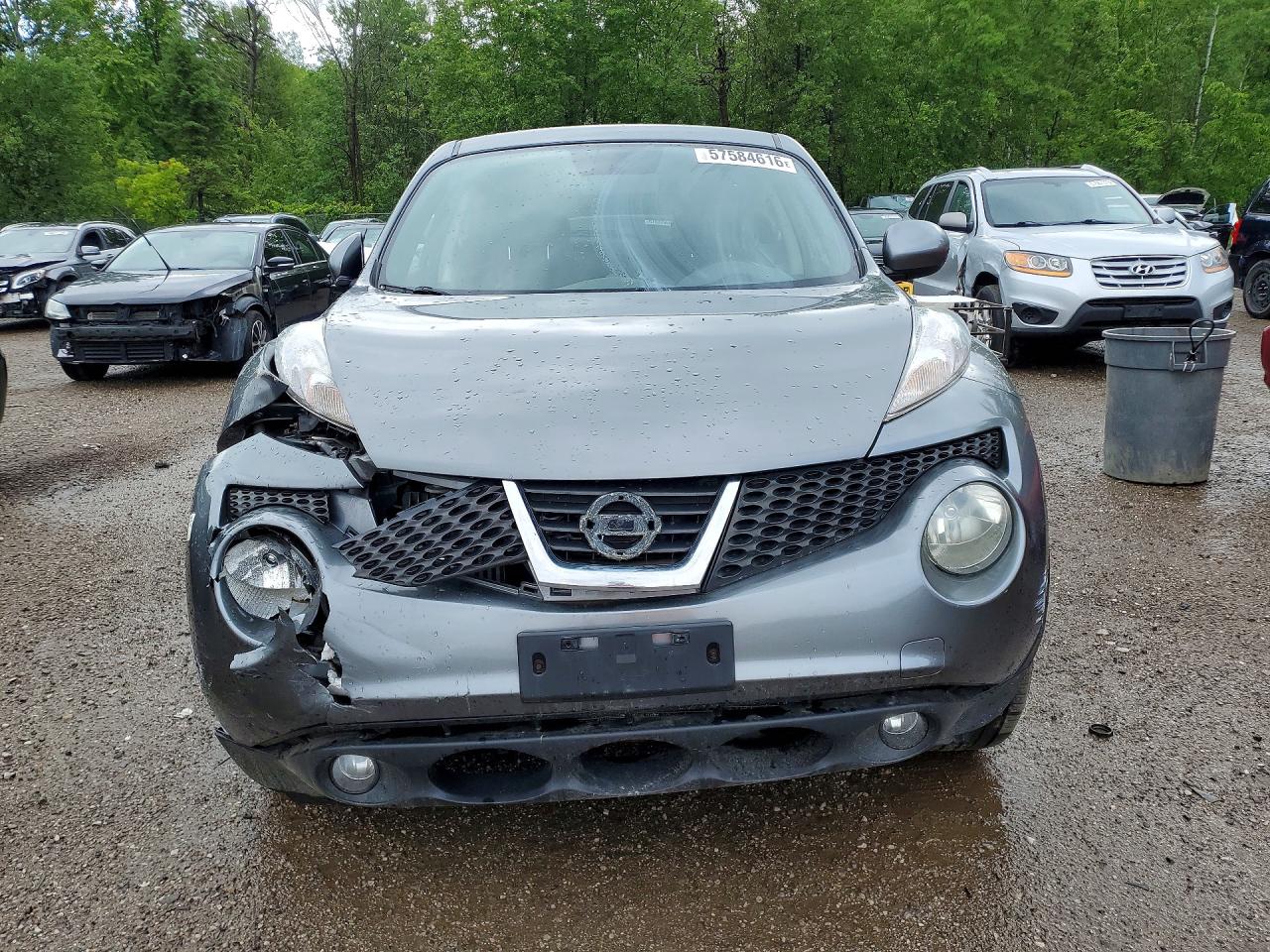 2011 Nissan Juke S Gray vin: JN8AF5MV2BT021704