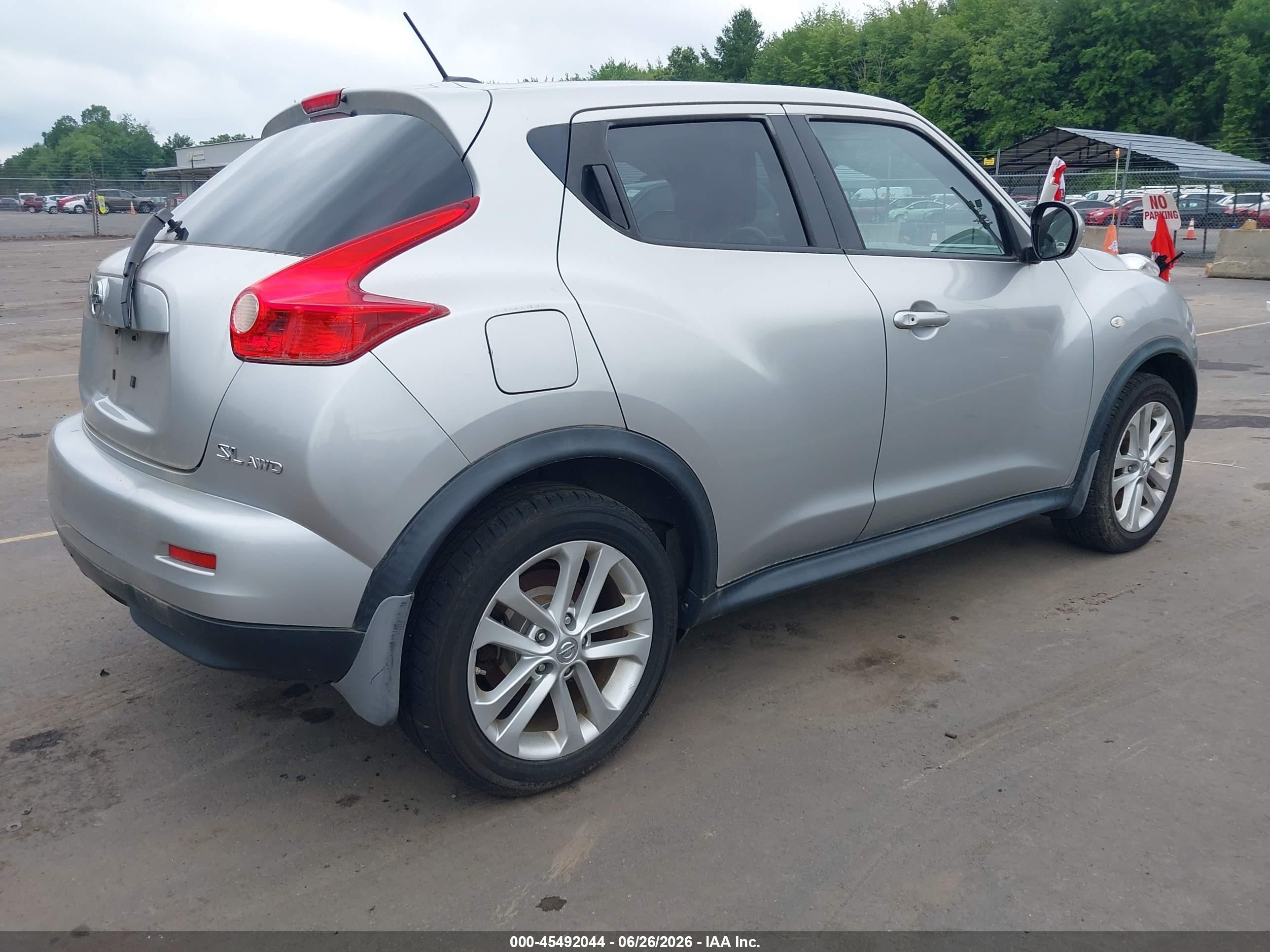 2011 Nissan Juke Sl Silver vin: JN8AF5MV2BT026224