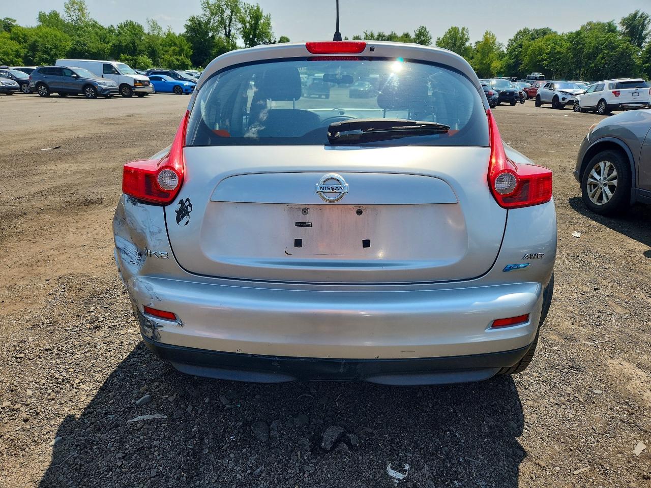 2012 Nissan Juke S Silver vin: JN8AF5MV2CT105412